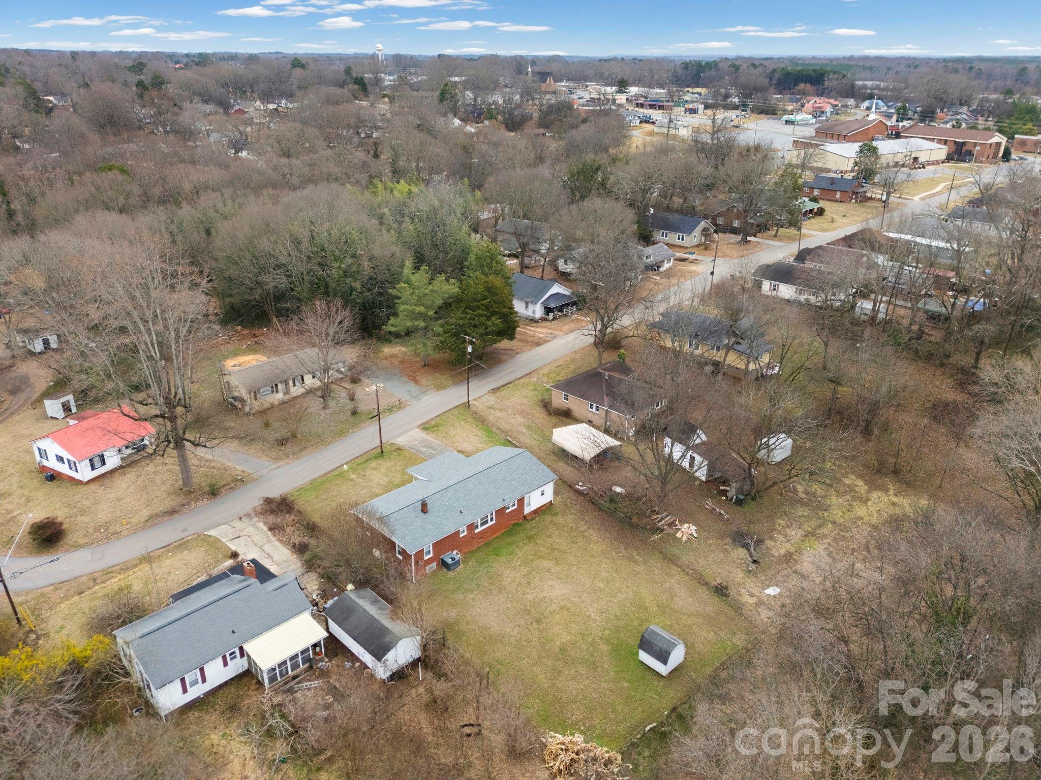 main property photo 31