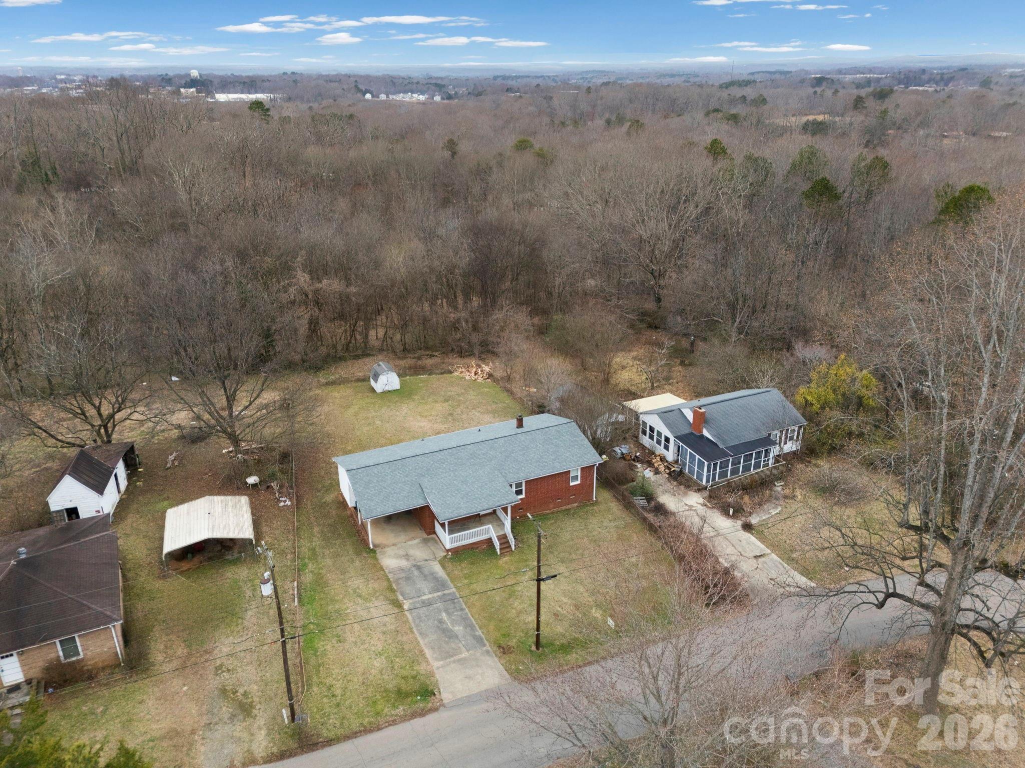 main property photo 34