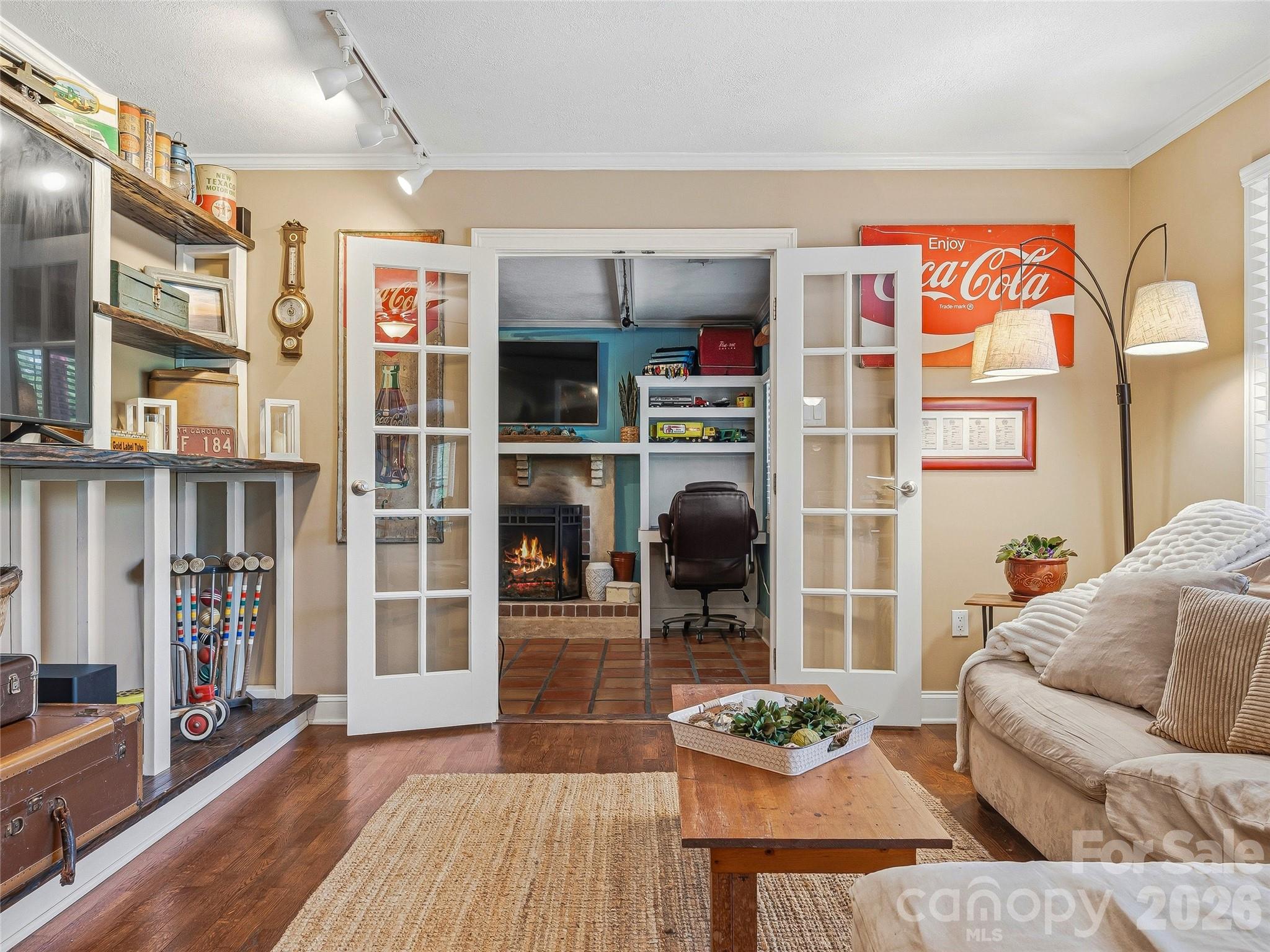 main property photo 10