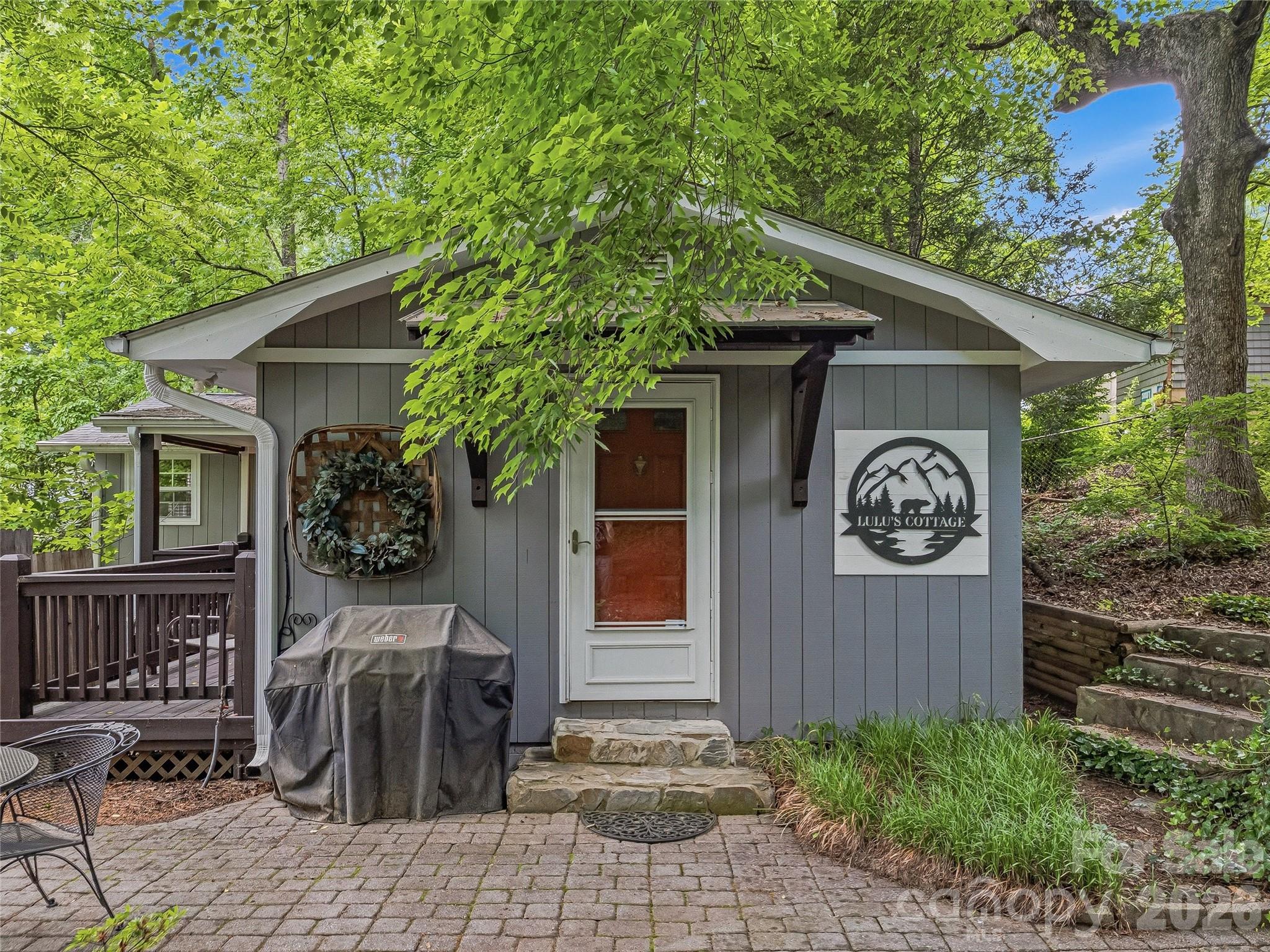 main property photo 22