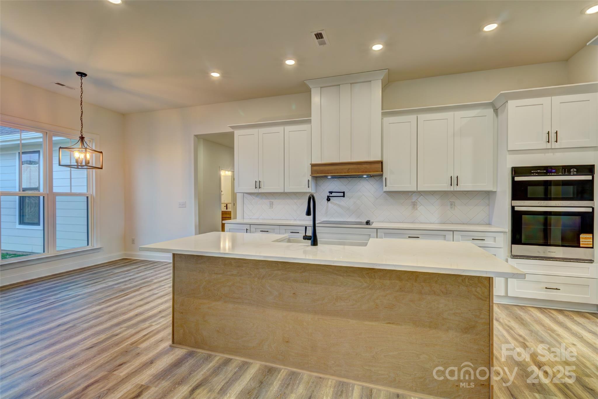 property viewer photo 14