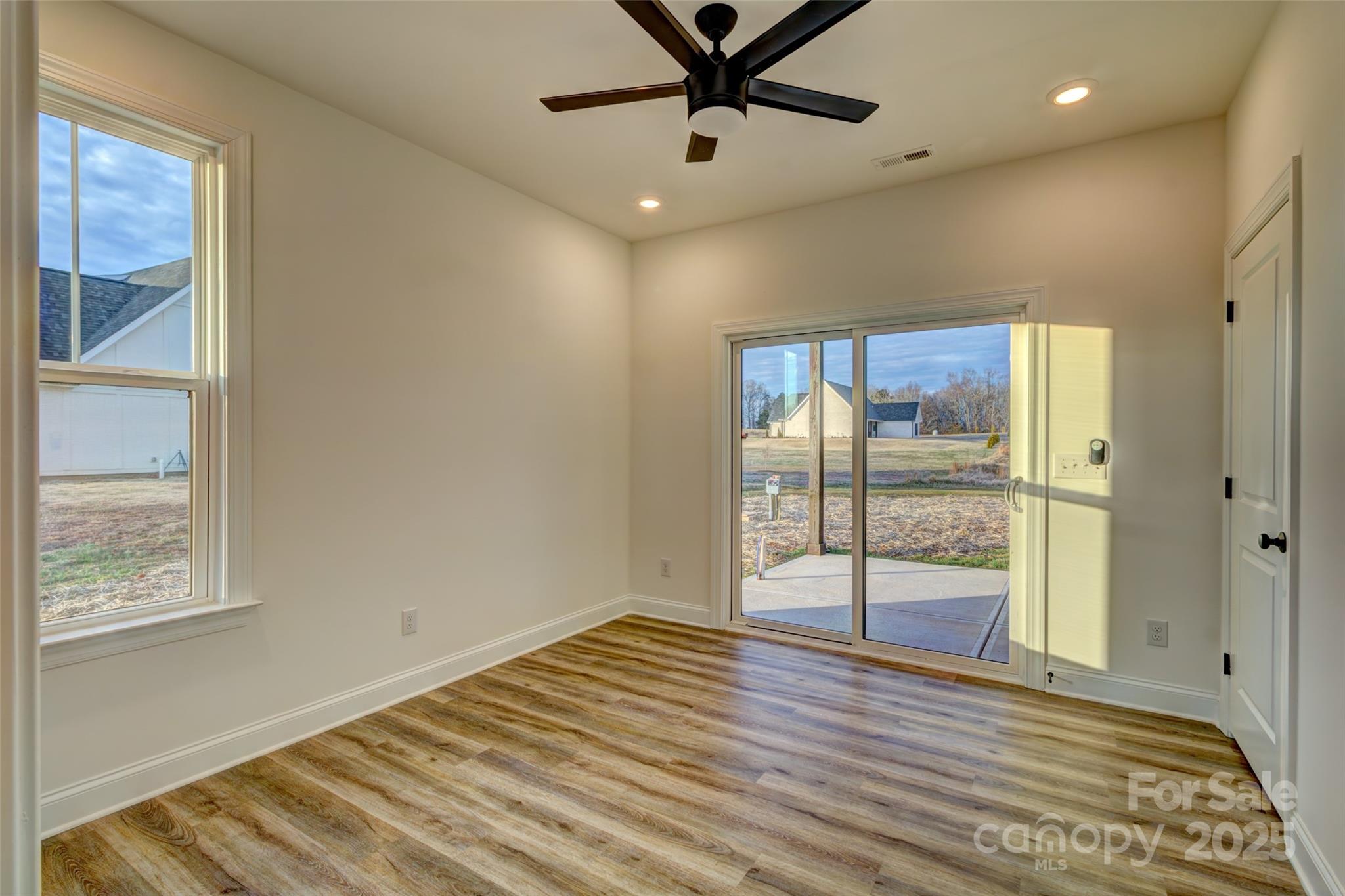 property viewer photo 21