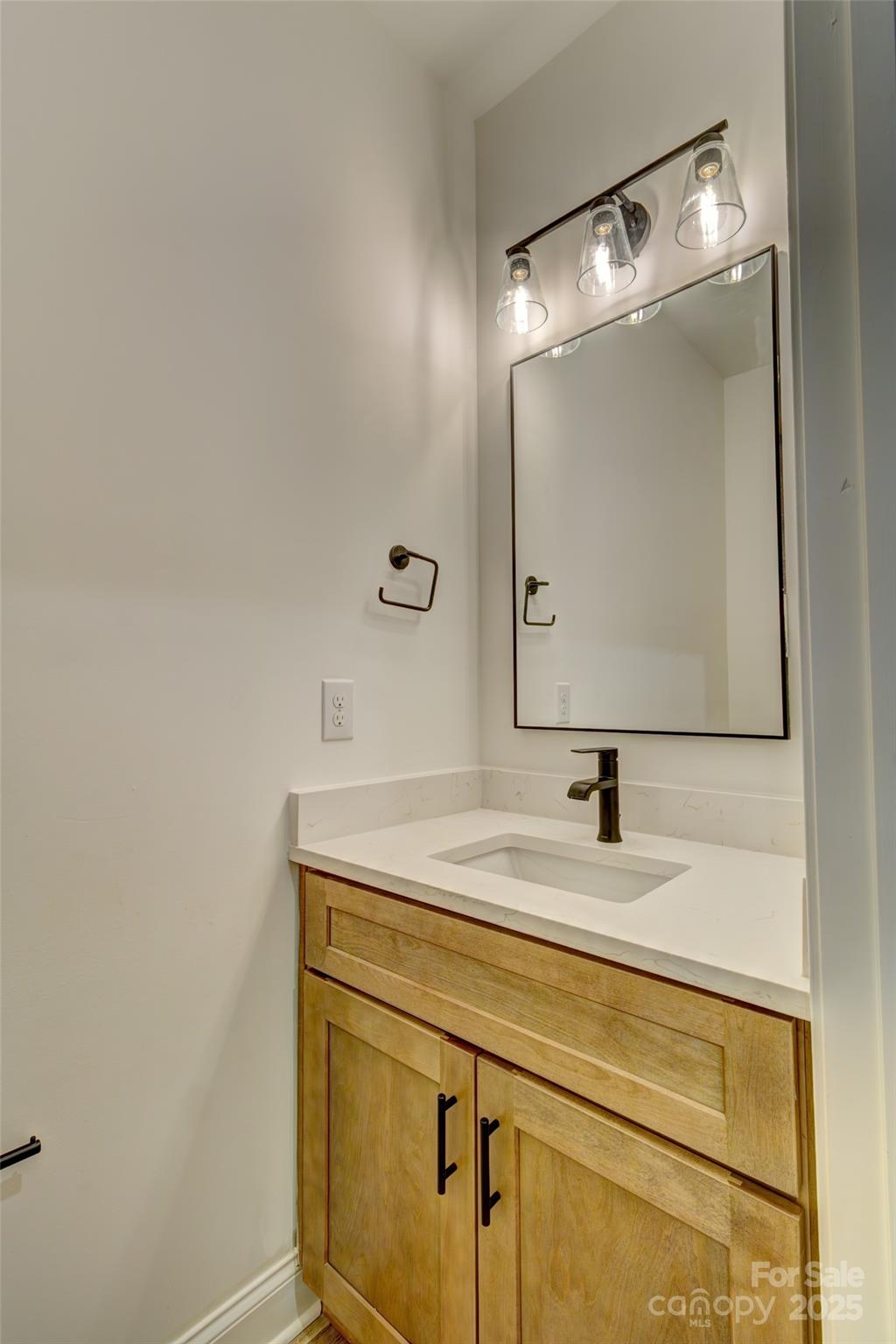 property viewer photo 29