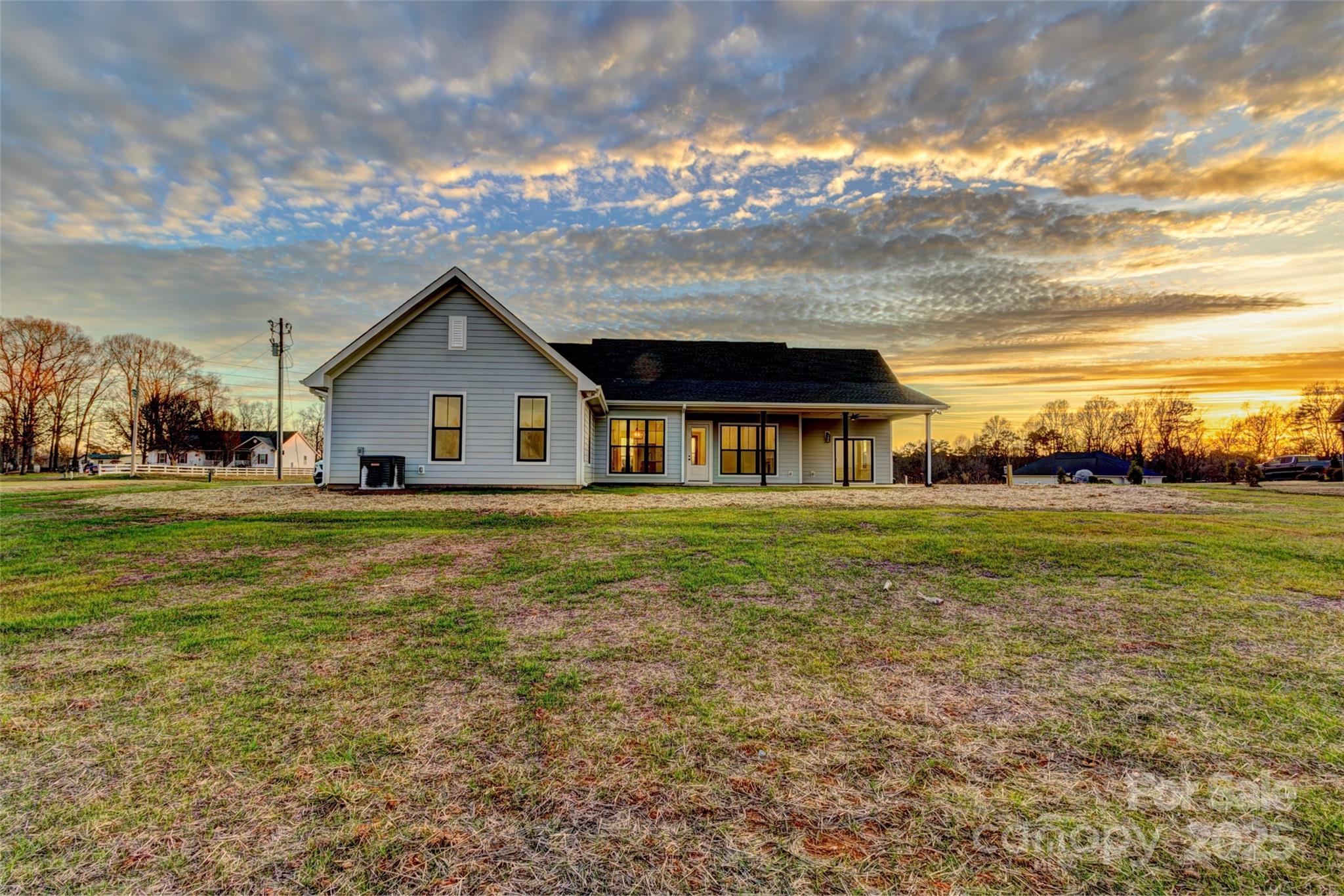 property viewer photo 33