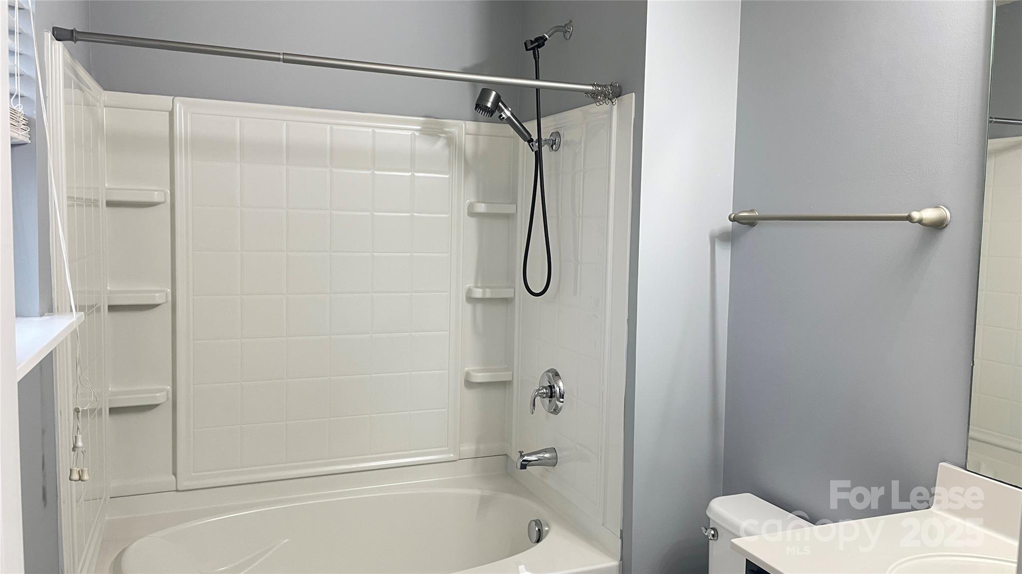 property viewer photo 13