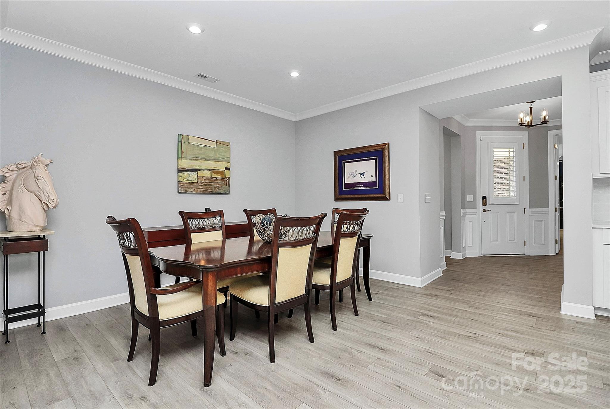 property viewer photo 11