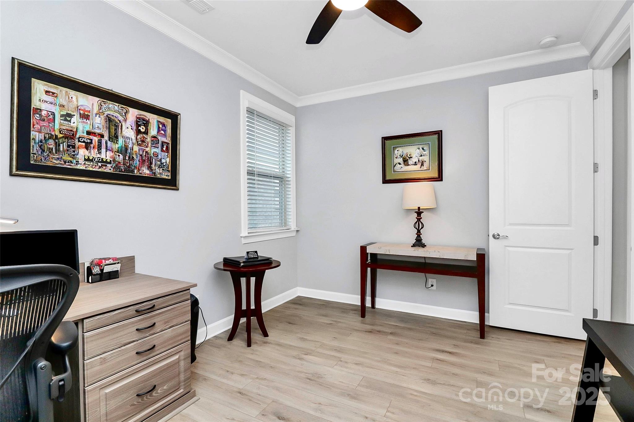 property viewer photo 24