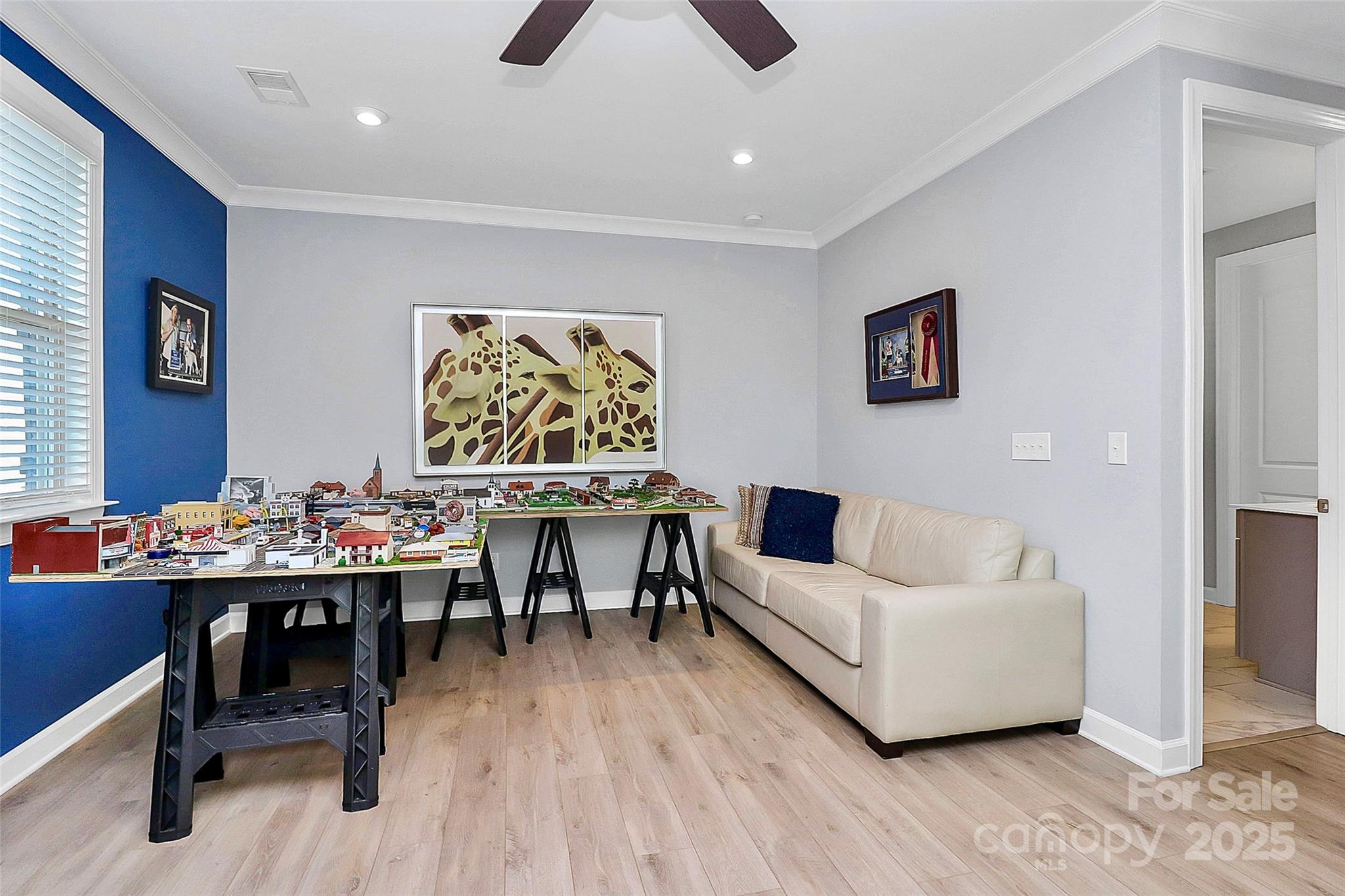 property viewer photo 28