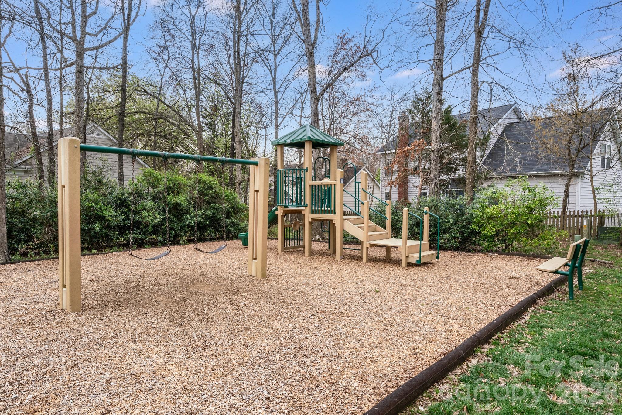 property viewer photo 25