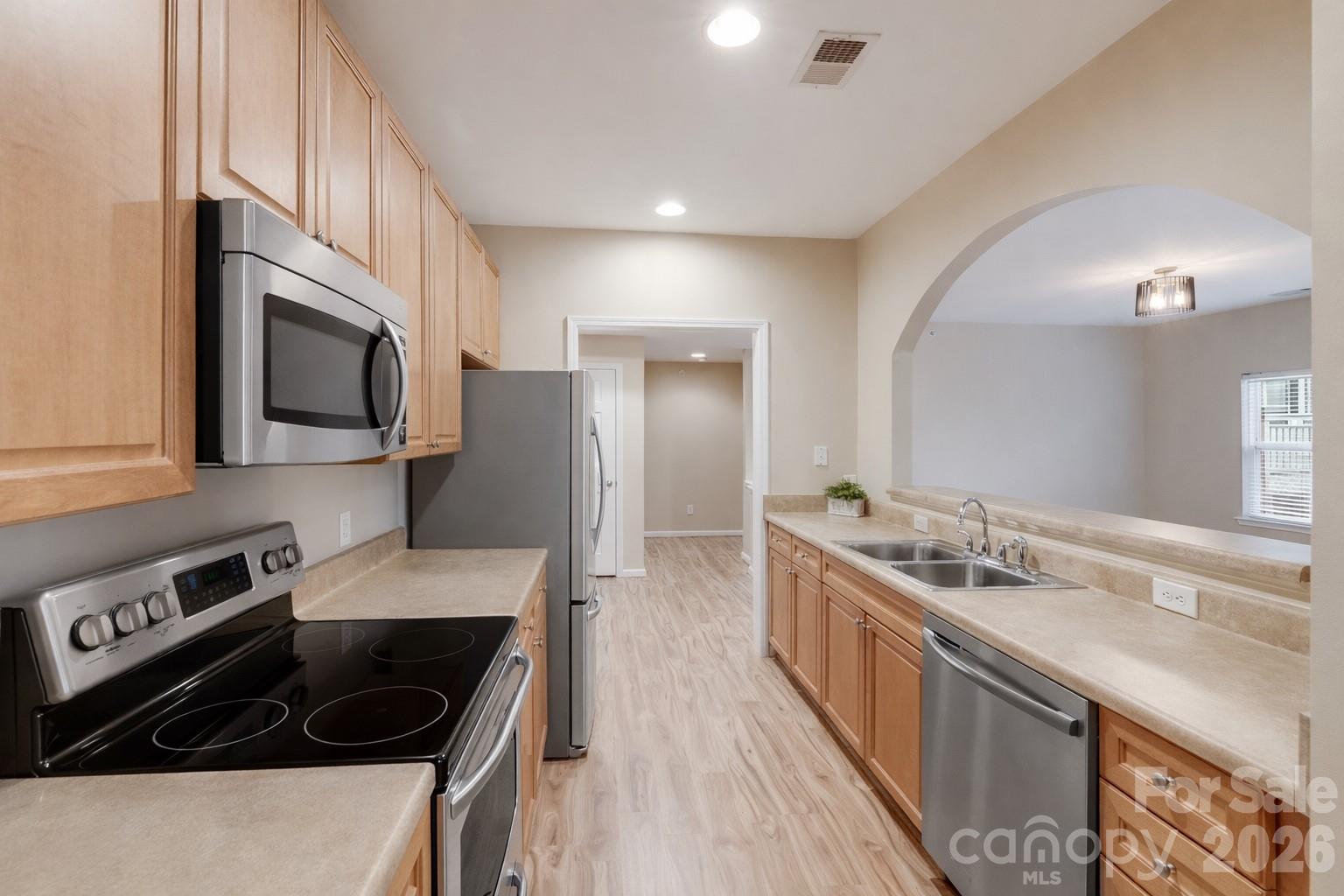 property viewer photo 5