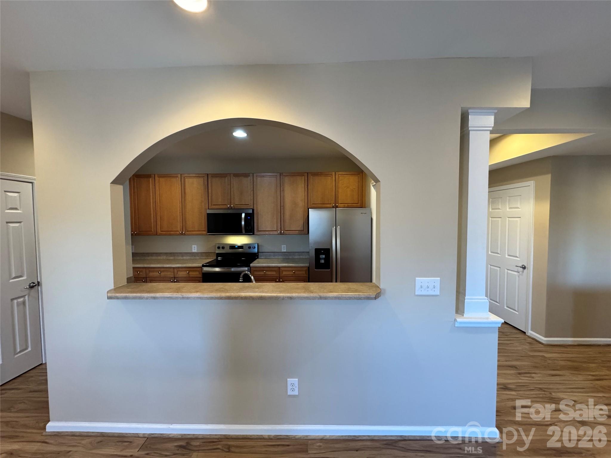 property viewer photo 6
