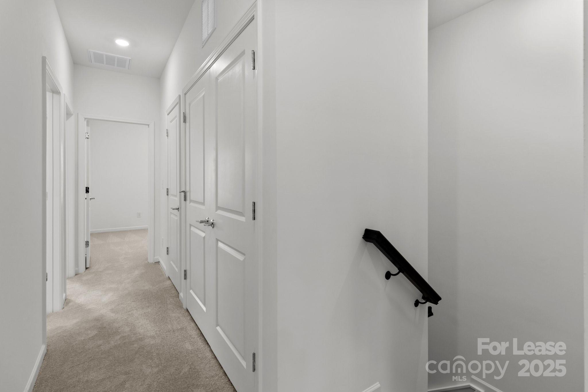 property viewer photo 12