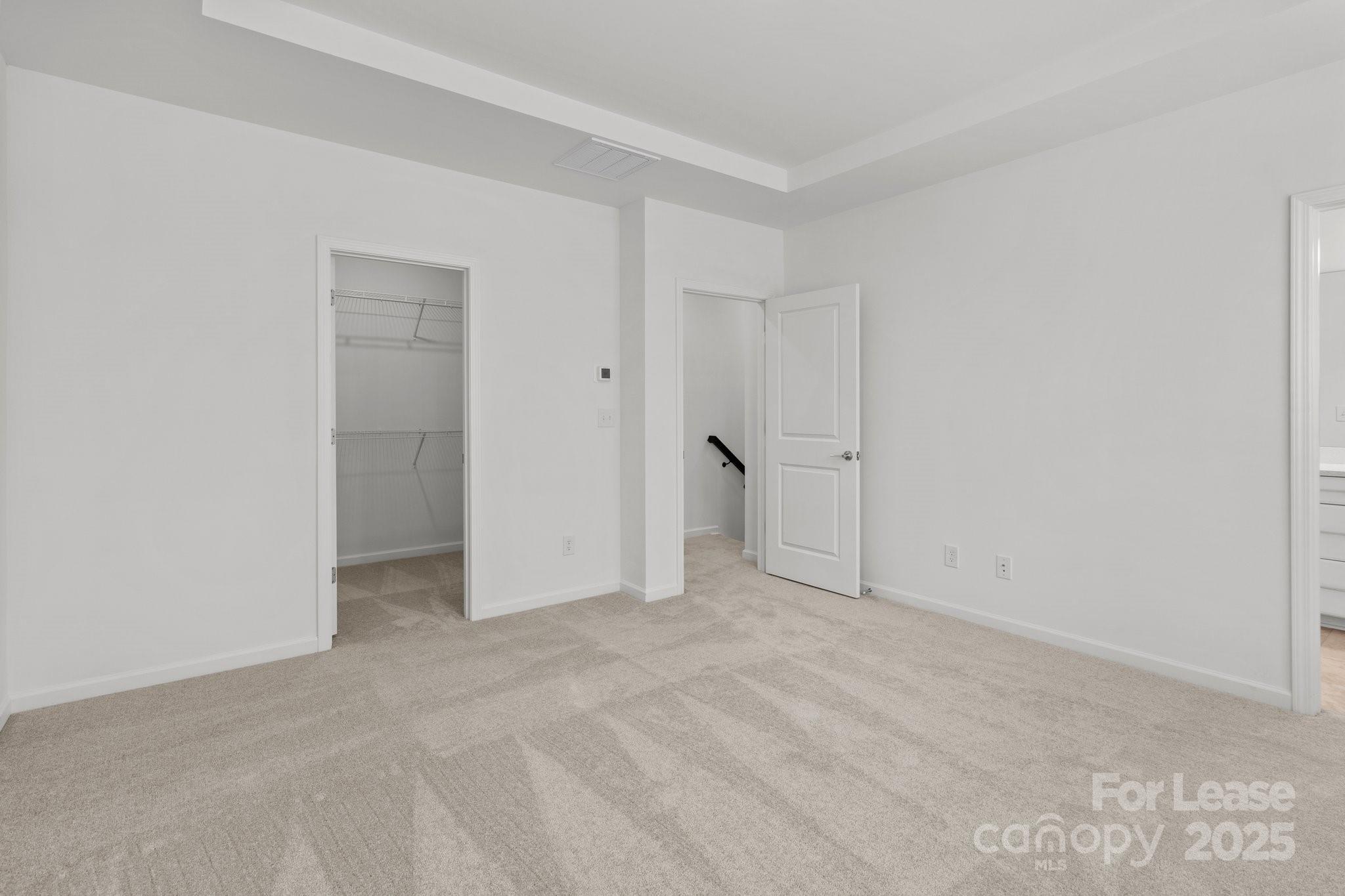 property viewer photo 8