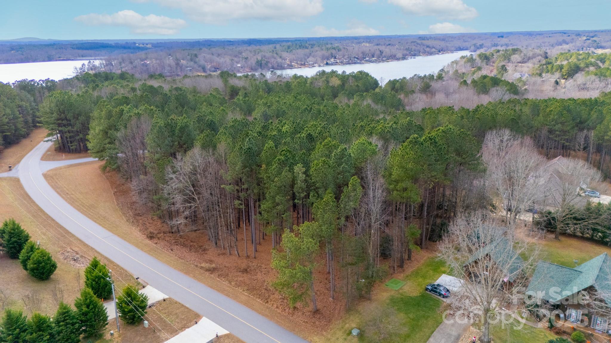 main property photo 12