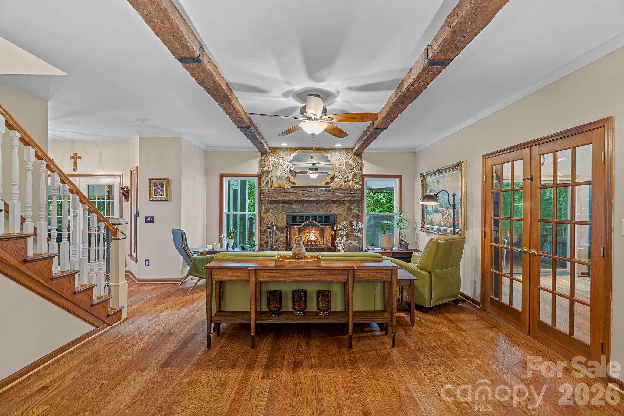 main property photo 15