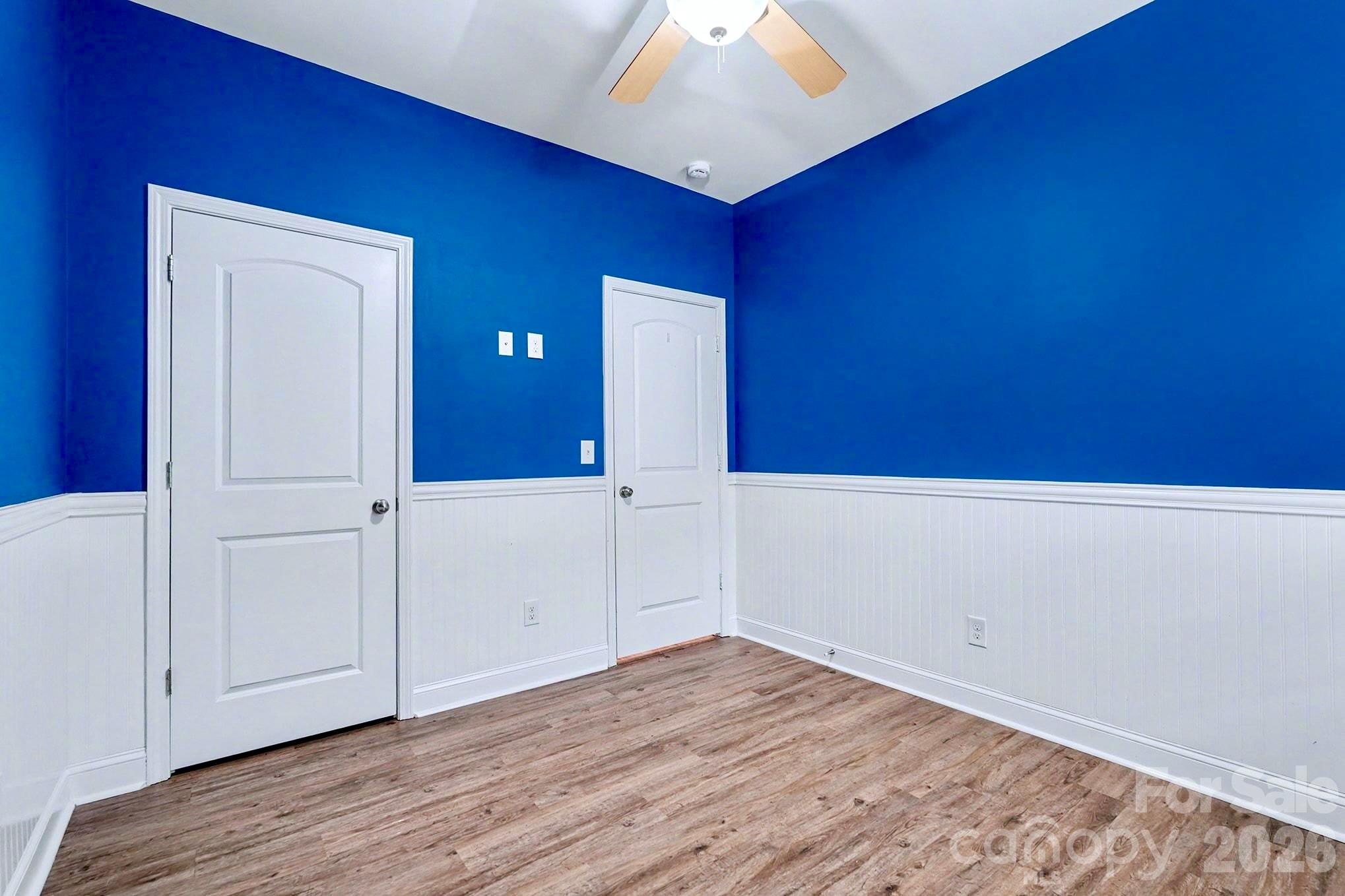 property viewer photo 11