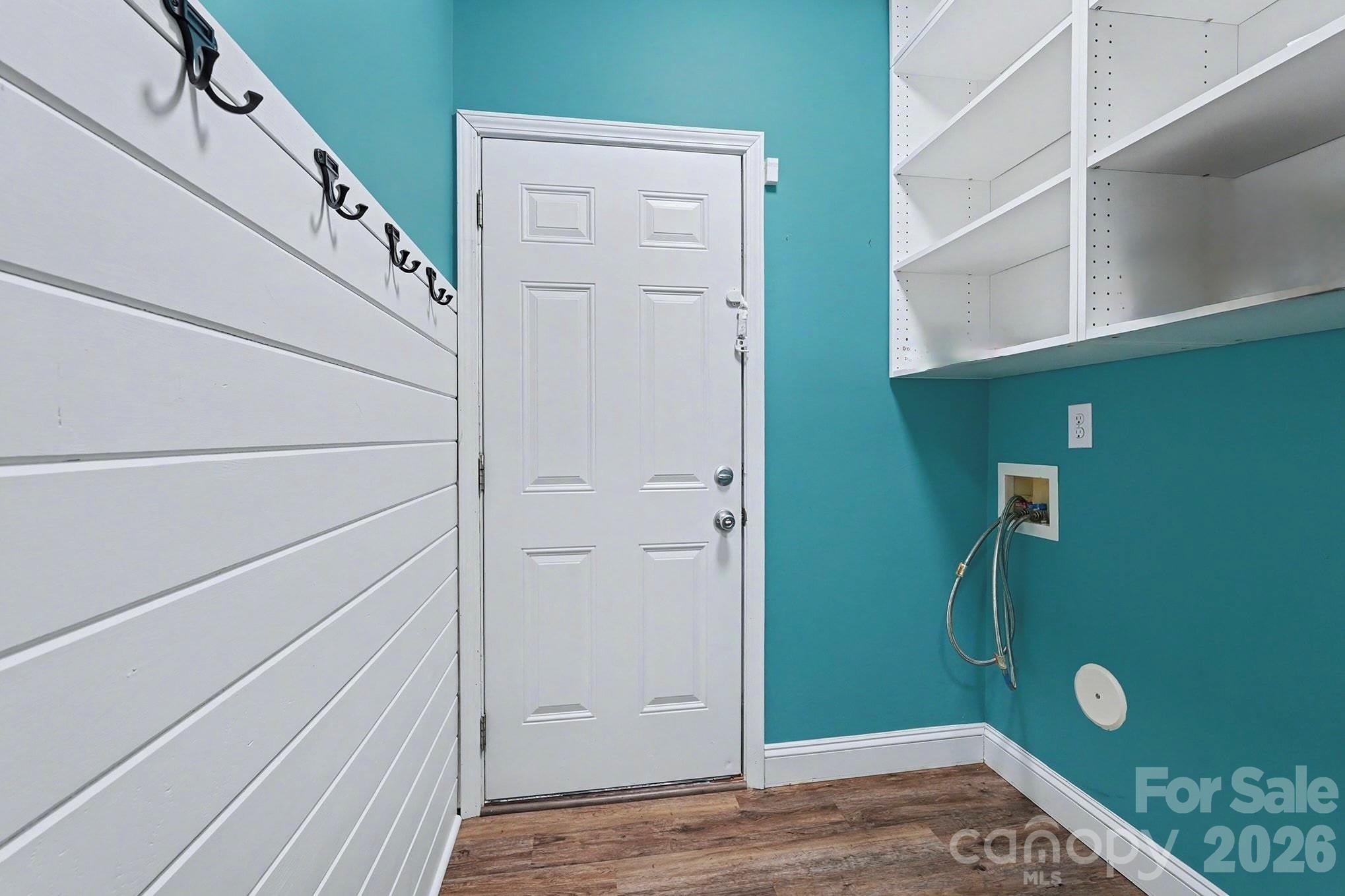 property viewer photo 14