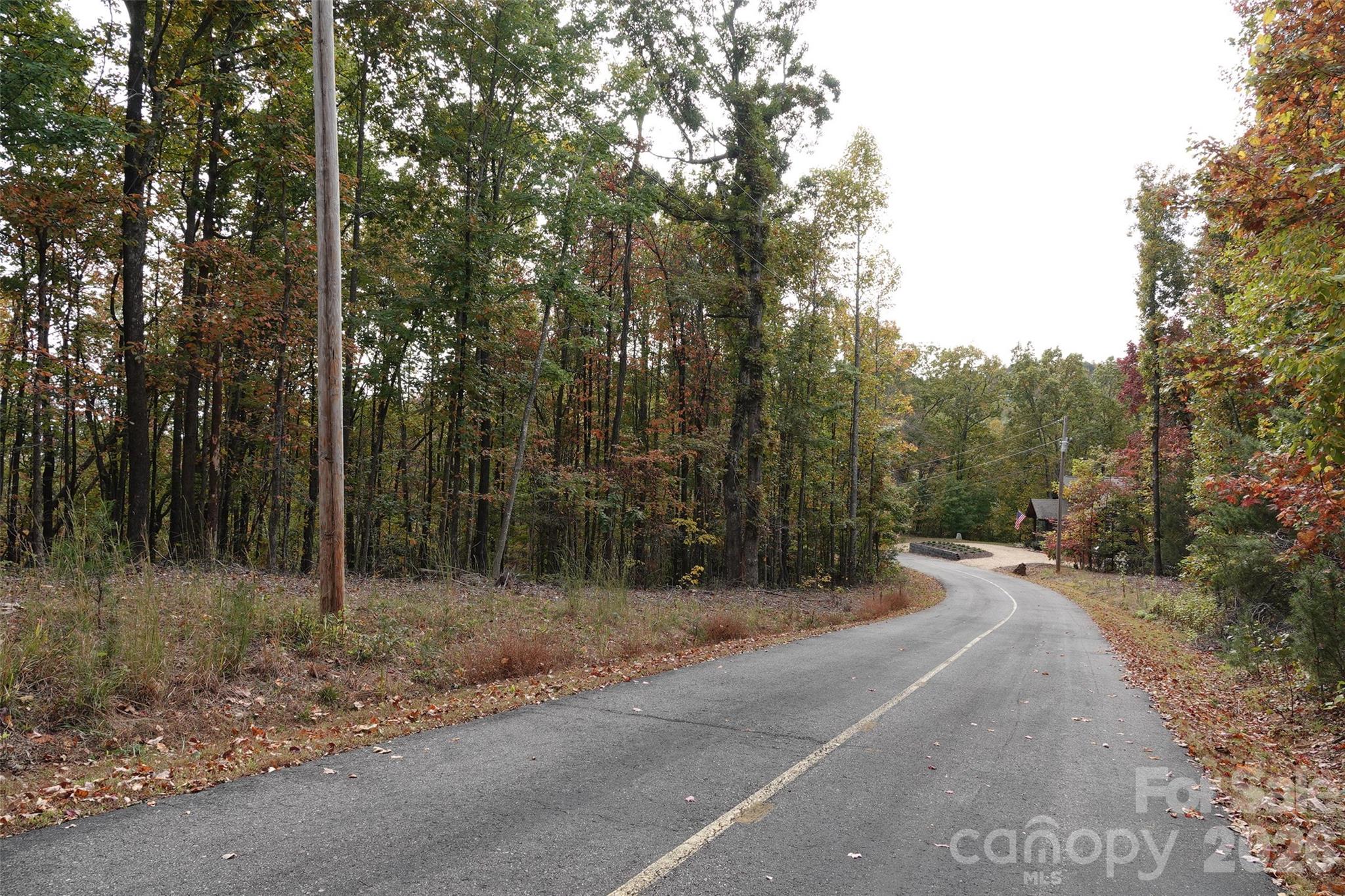 main property photo 10