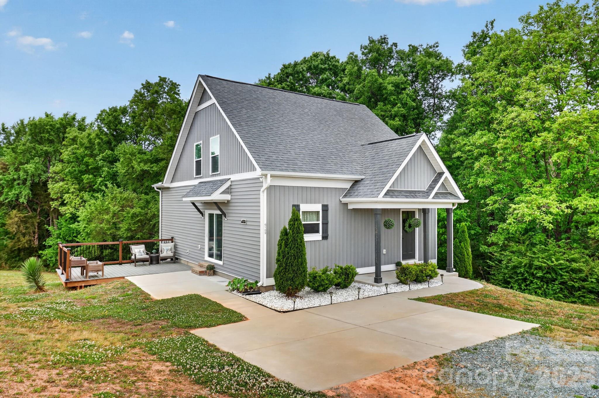 main property photo 36