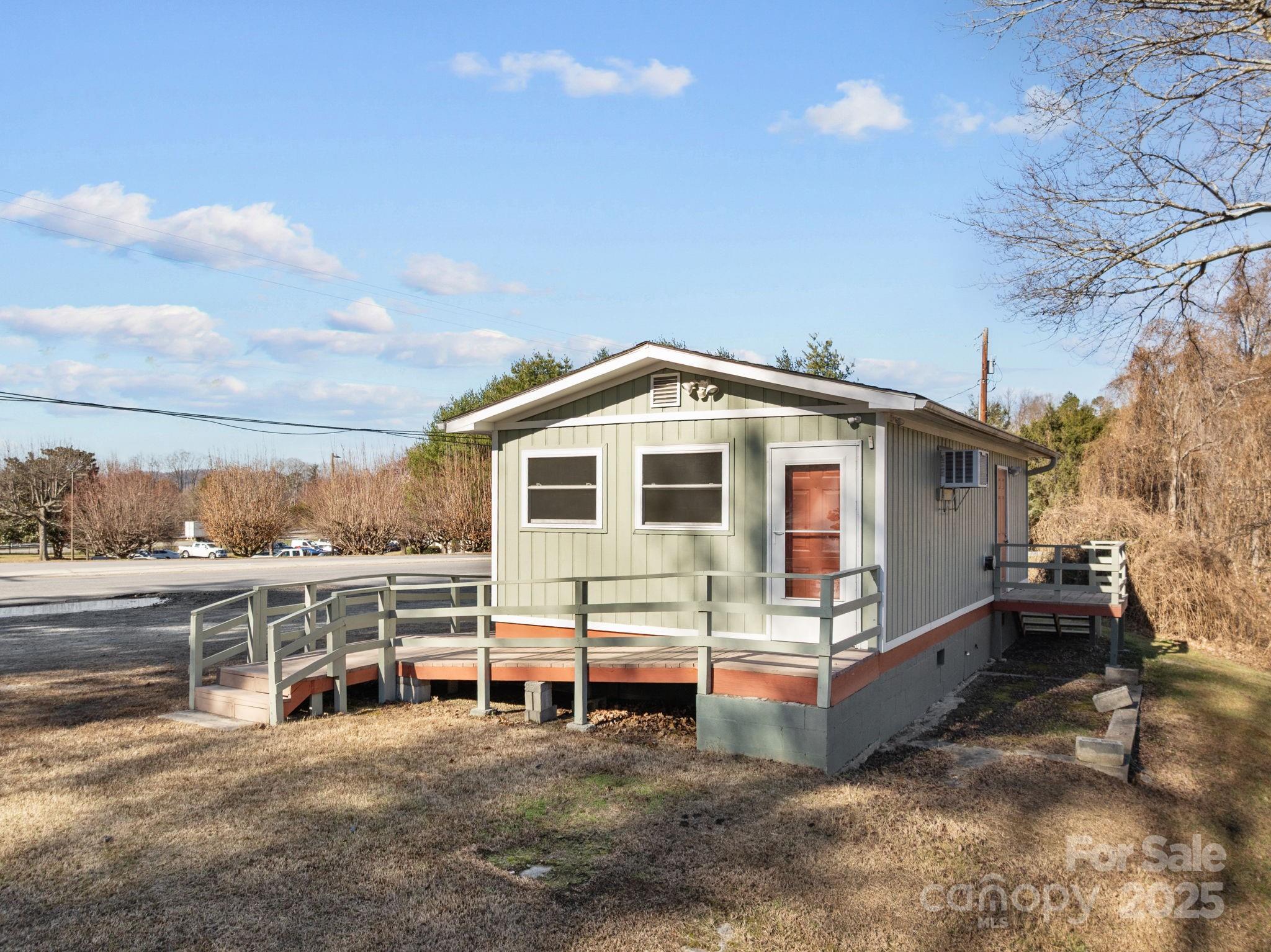 main property photo 5