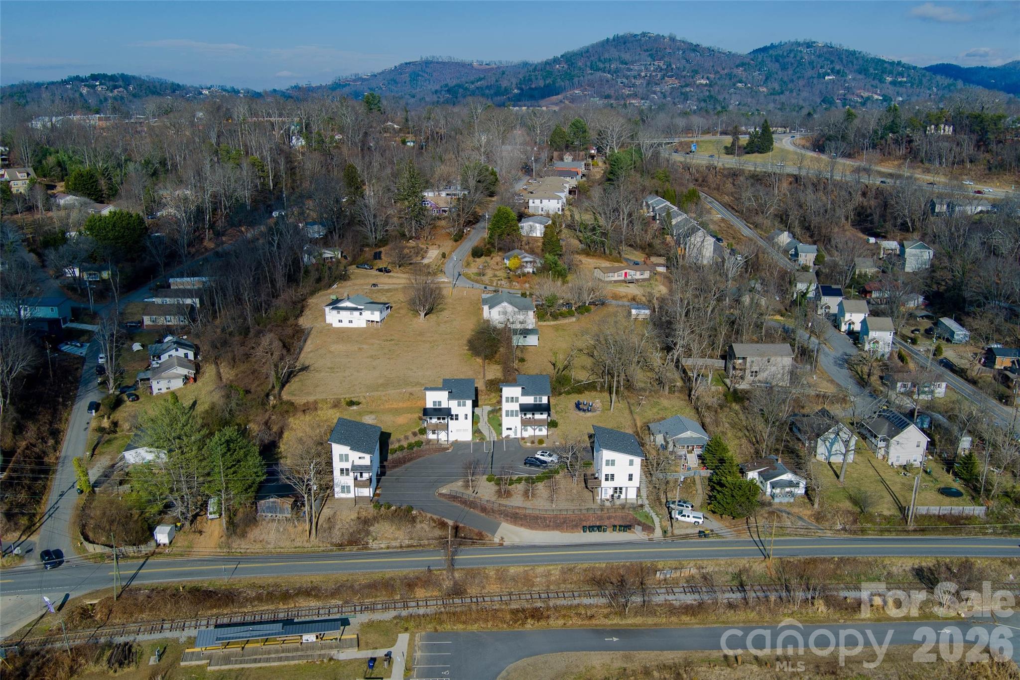 main property photo 32