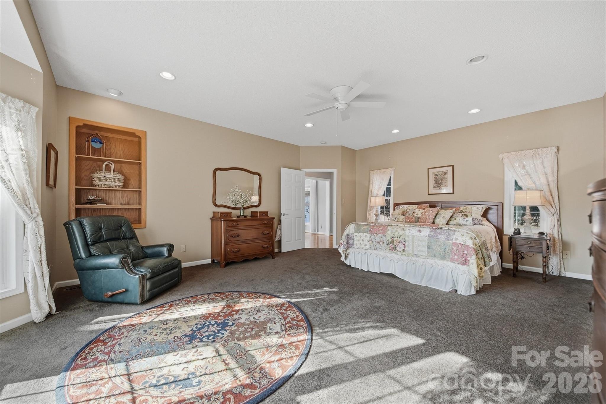 property viewer photo 15