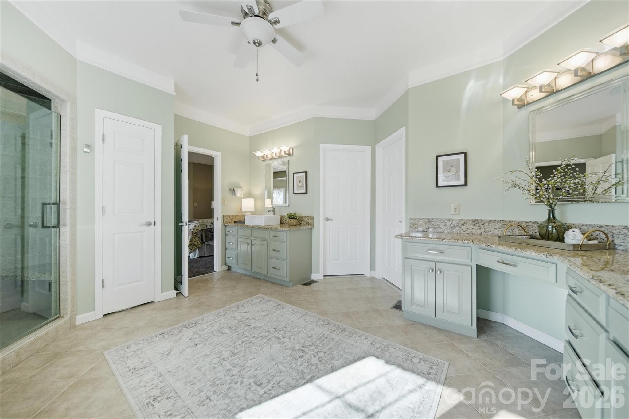 property viewer photo 19
