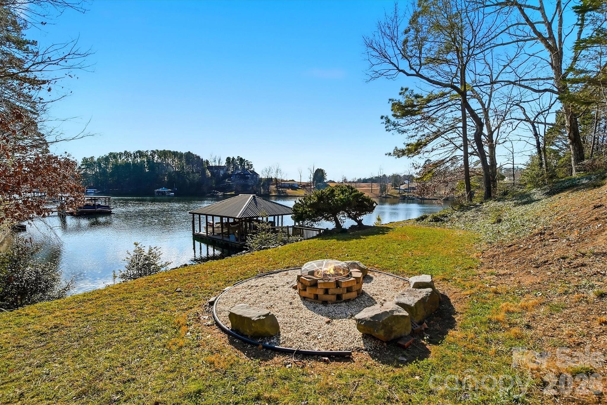 property viewer photo 35