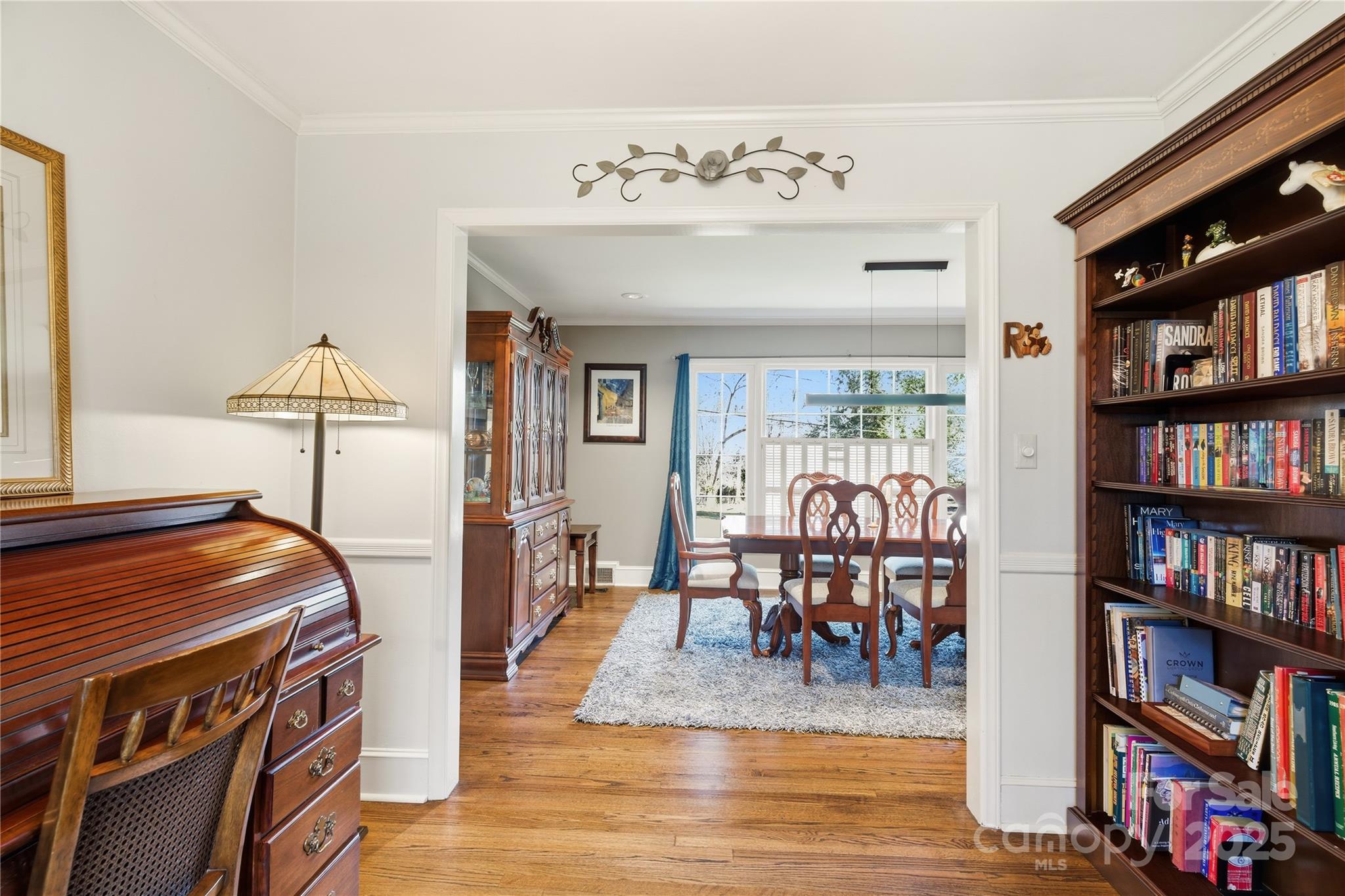 property viewer photo 25