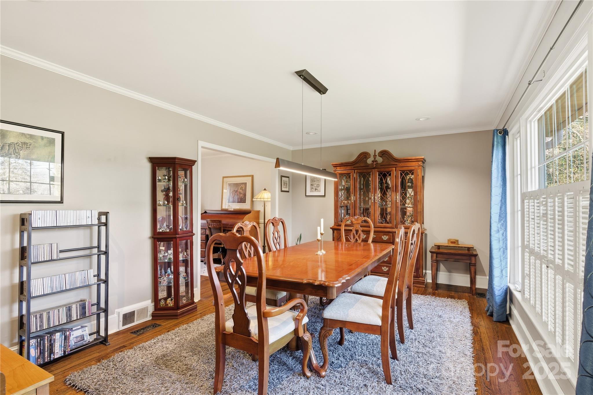 property viewer photo 27