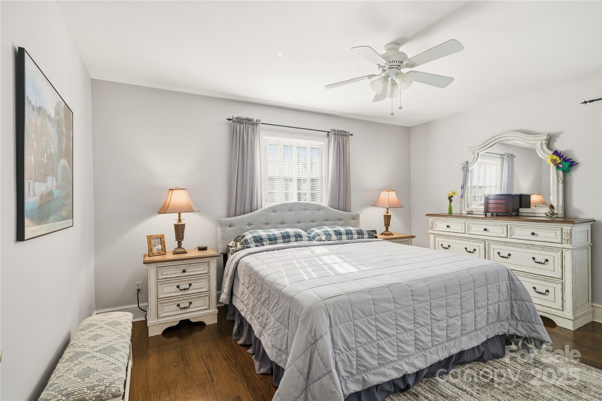 property viewer photo 34
