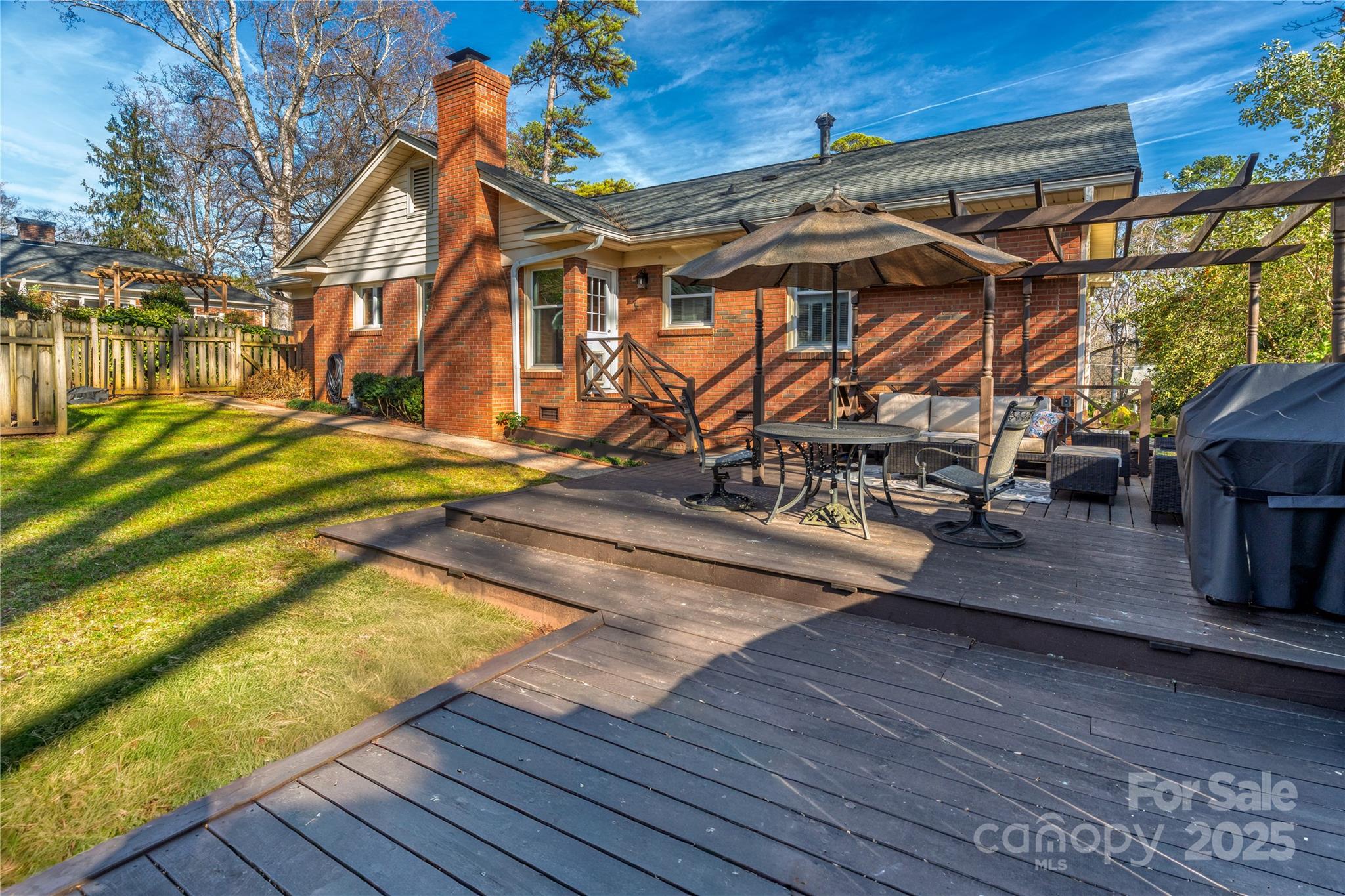 property viewer photo 8