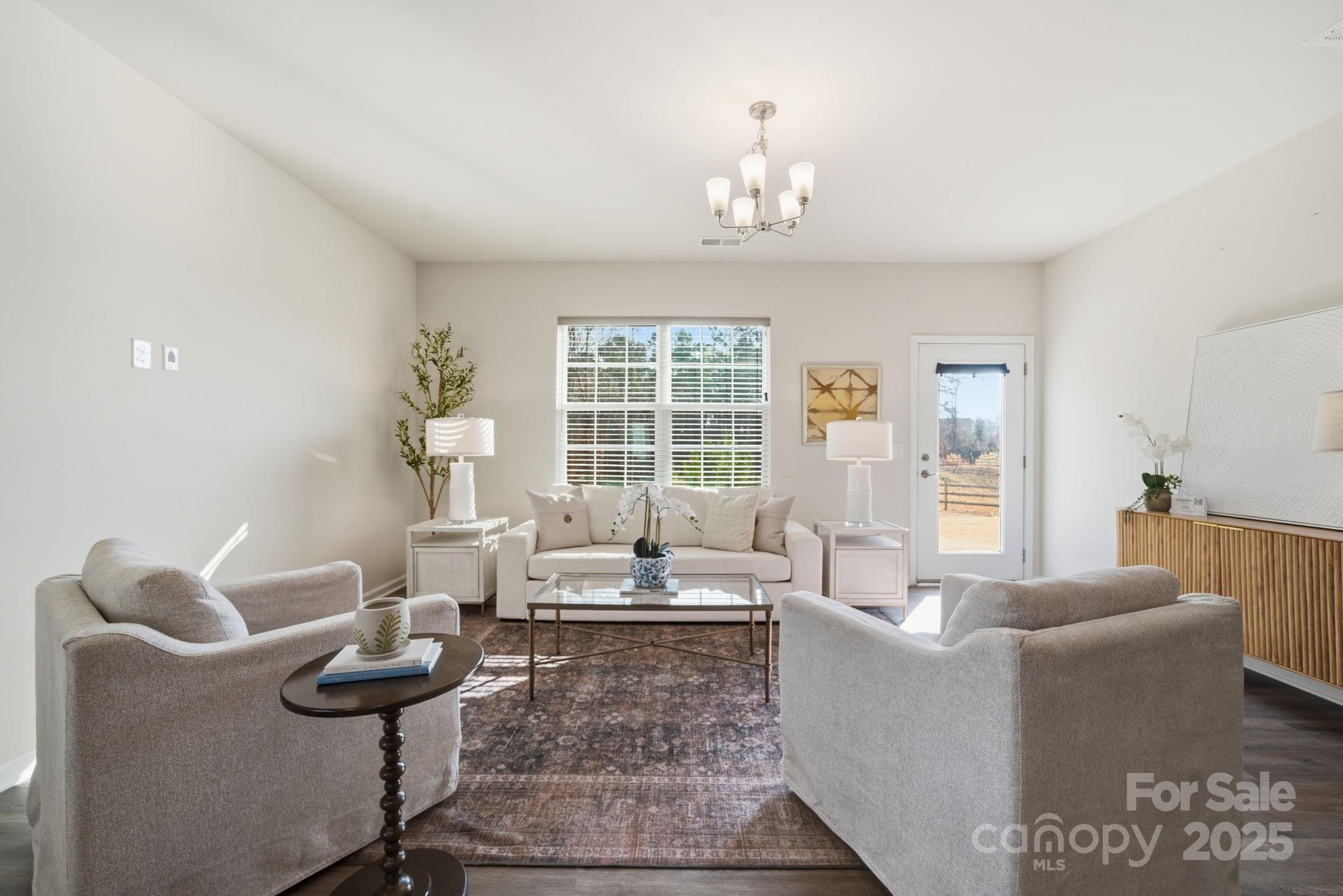 property viewer photo 12