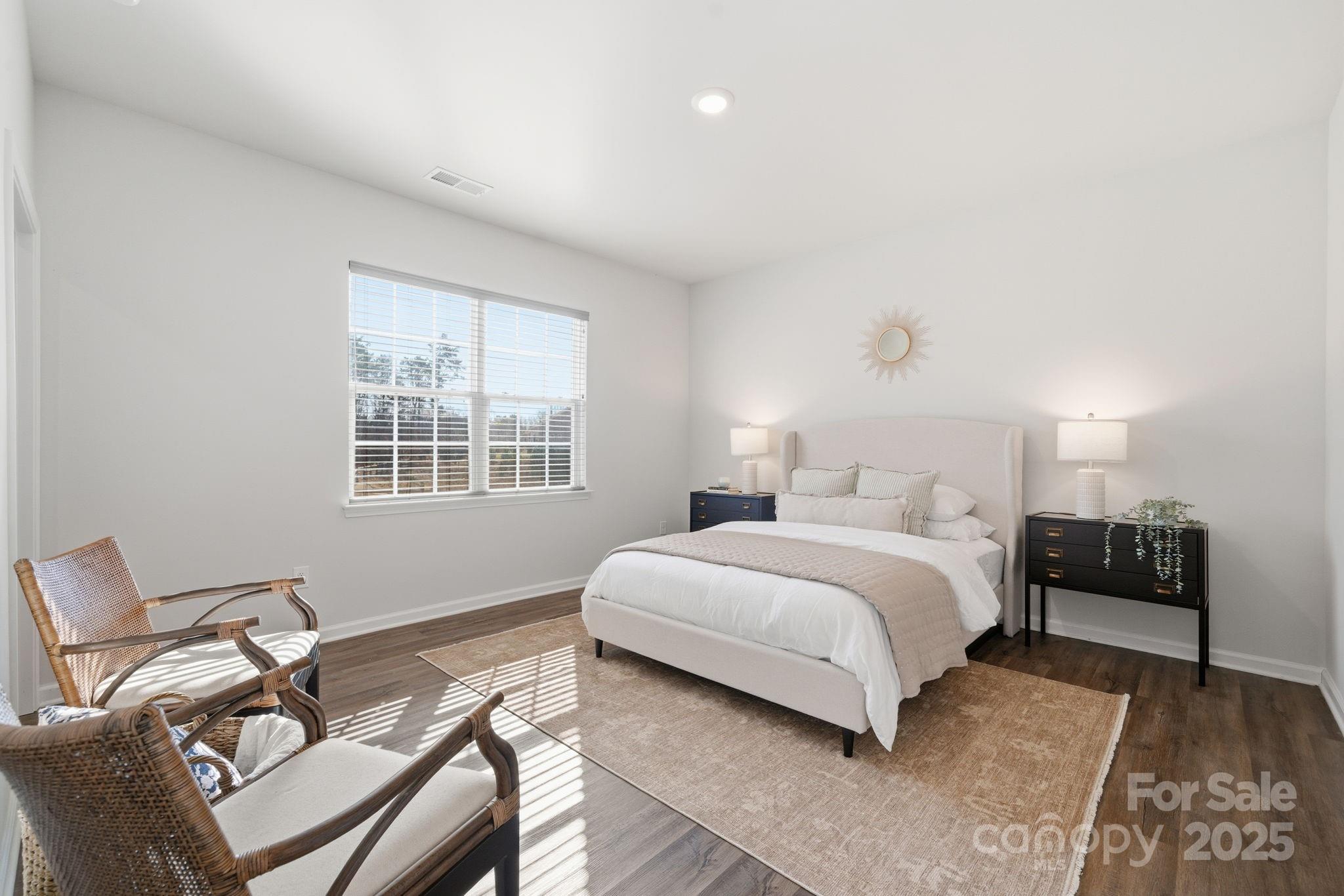 property viewer photo 22