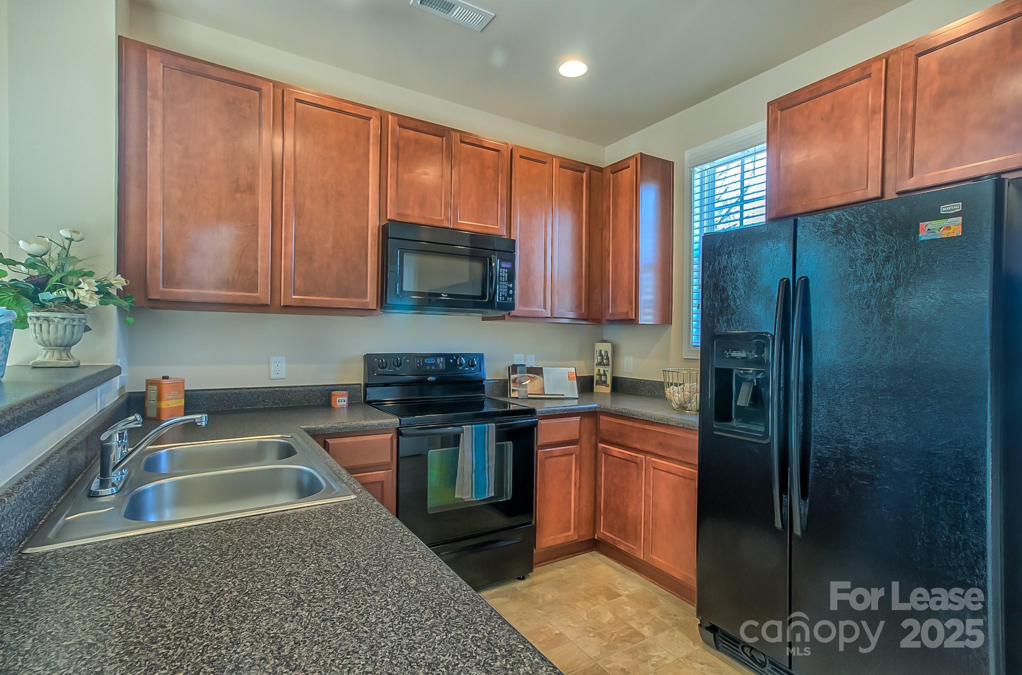 property viewer photo 10