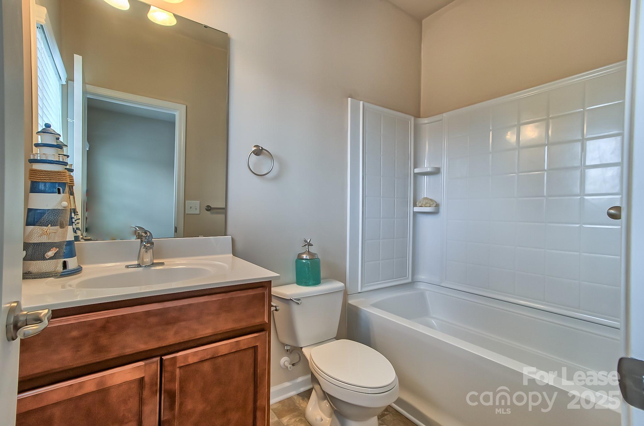 property viewer photo 15