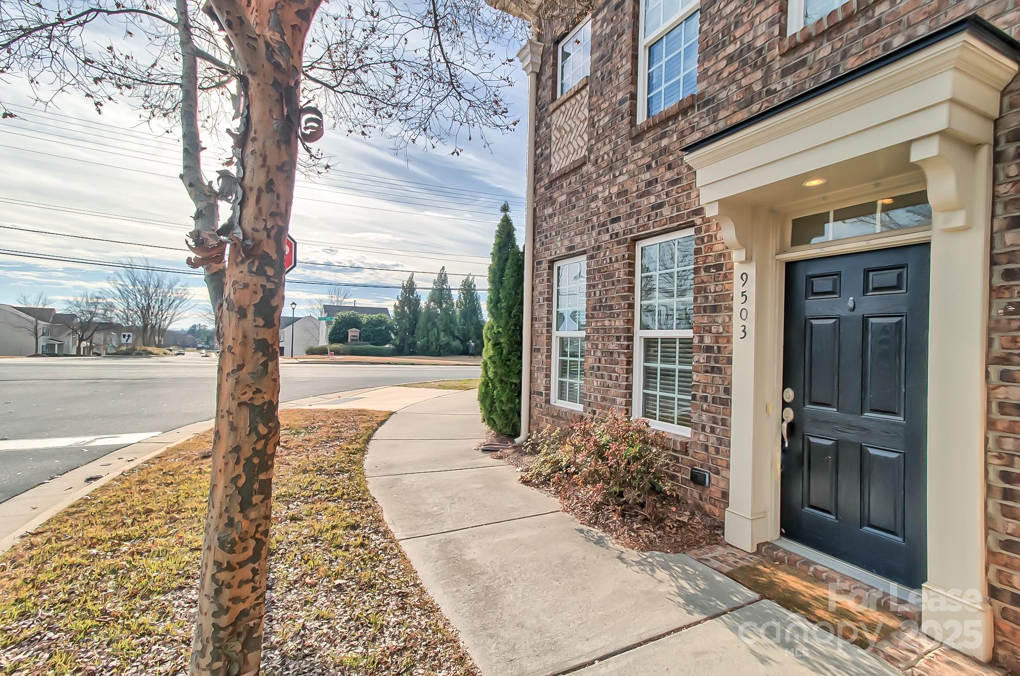property viewer photo 20