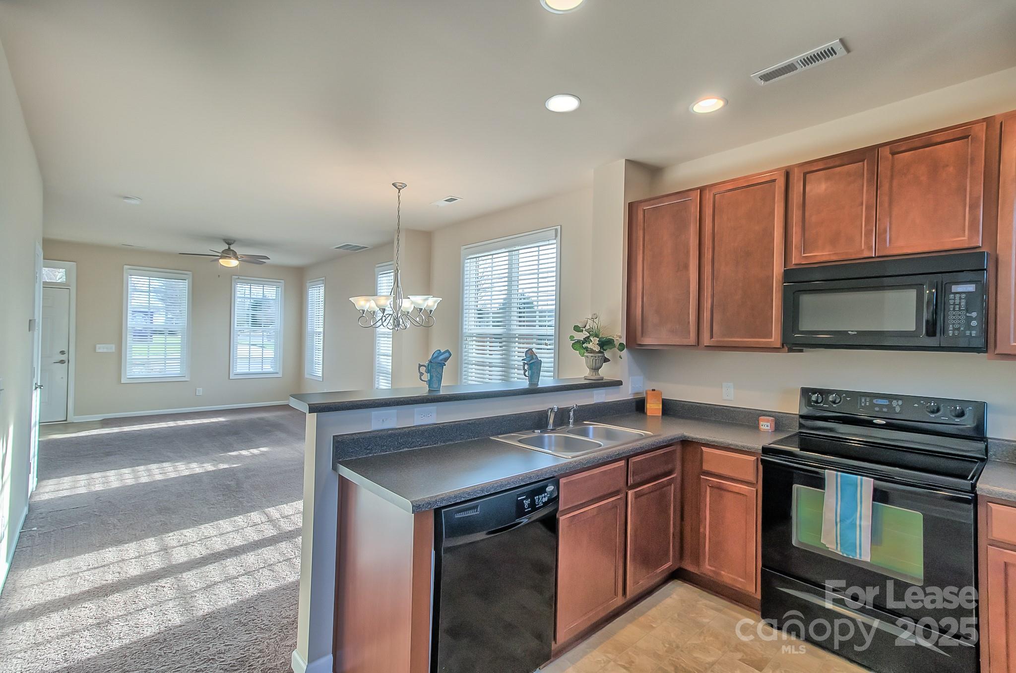 property viewer photo 7