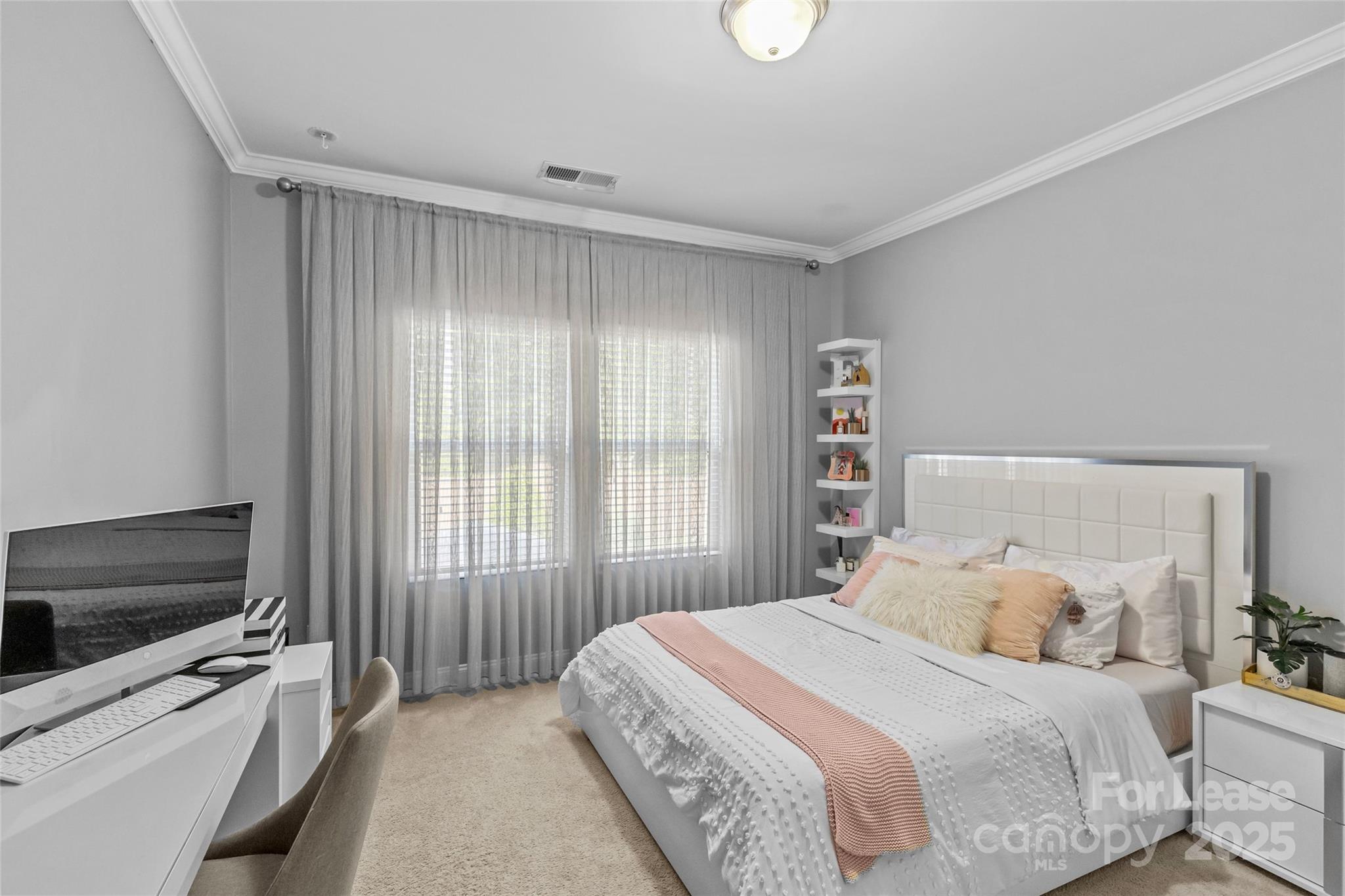 property viewer photo 19