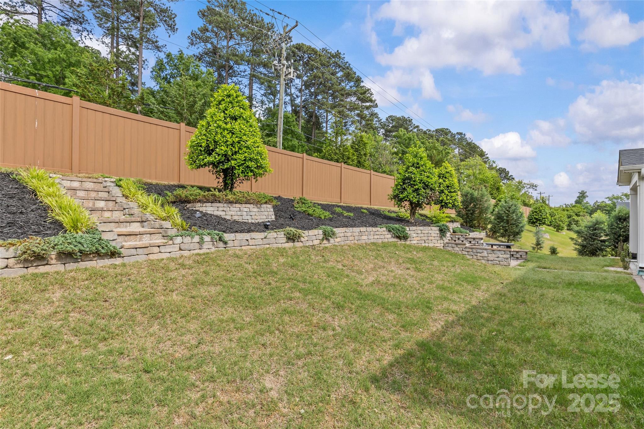 property viewer photo 22
