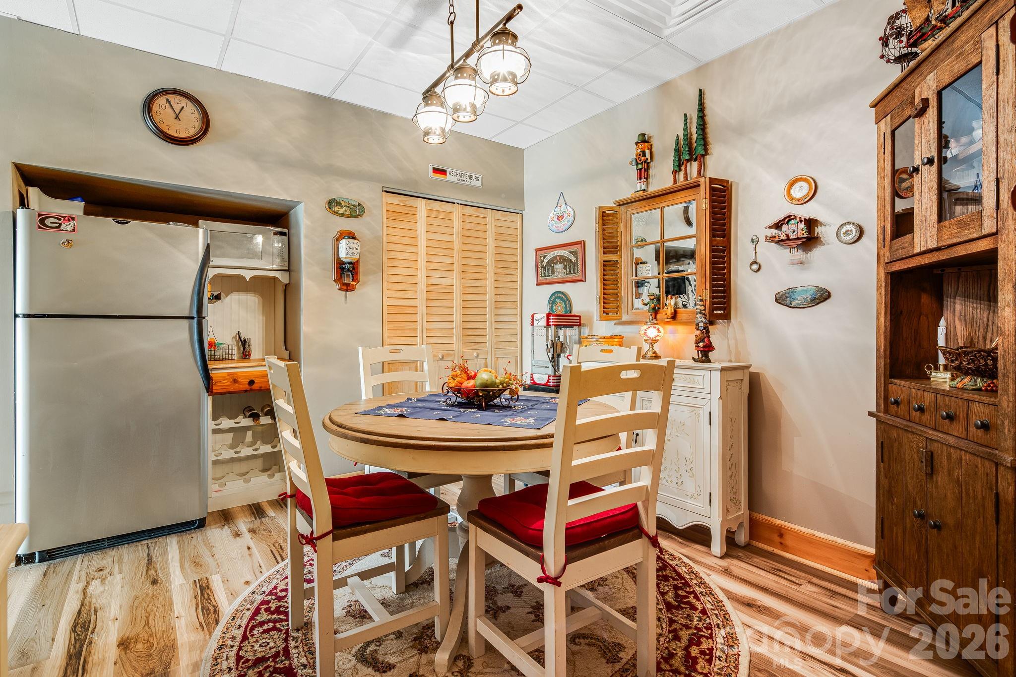 main property photo 27