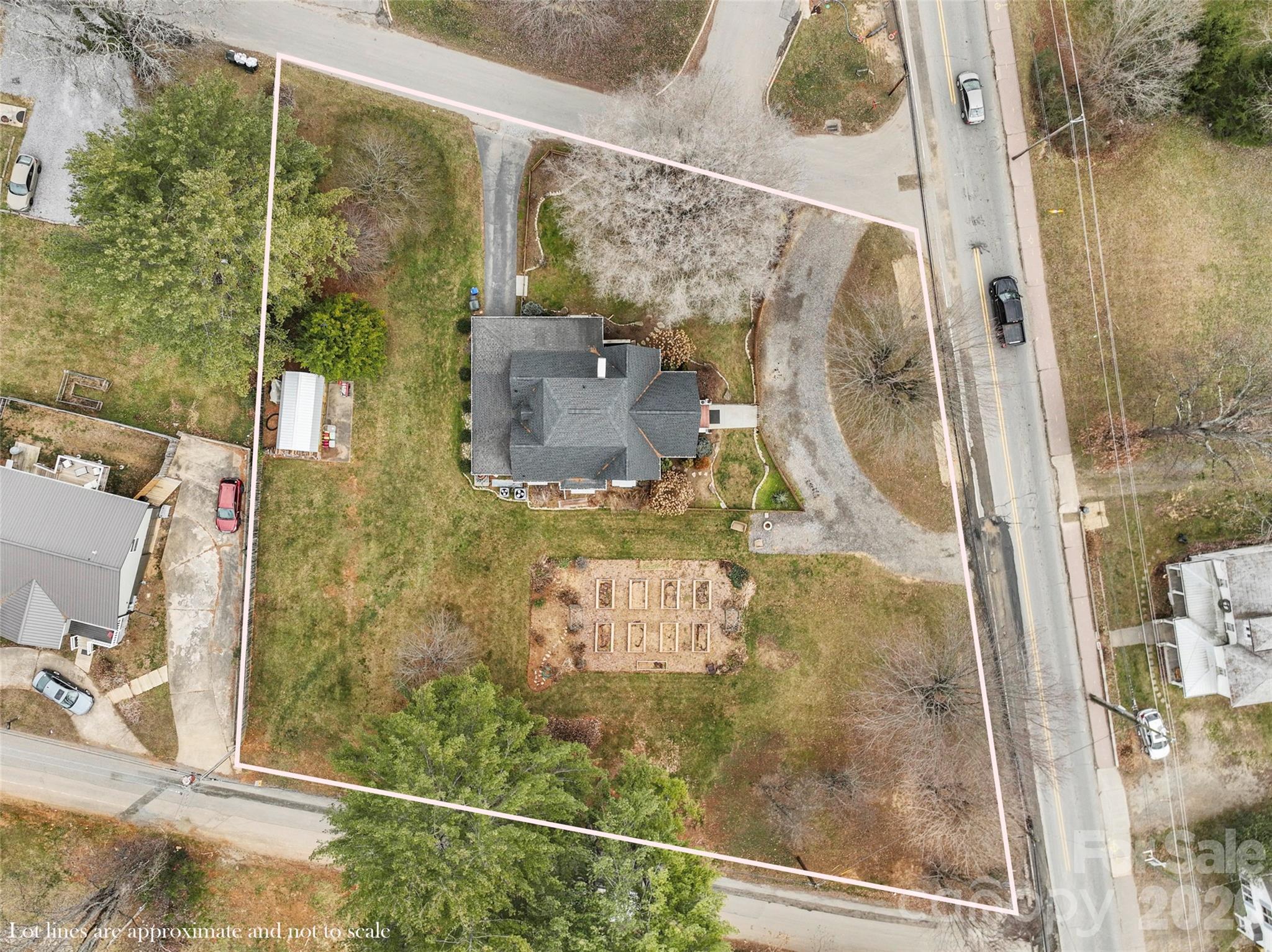 main property photo 12