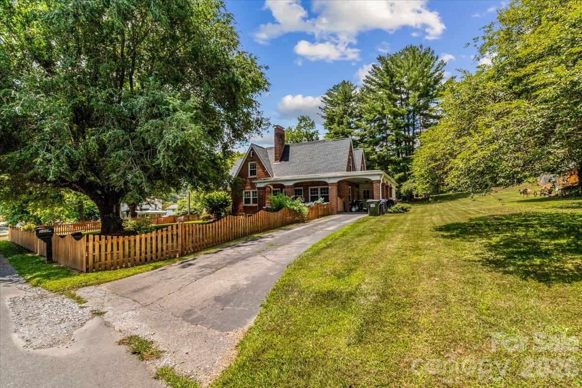main property photo 7