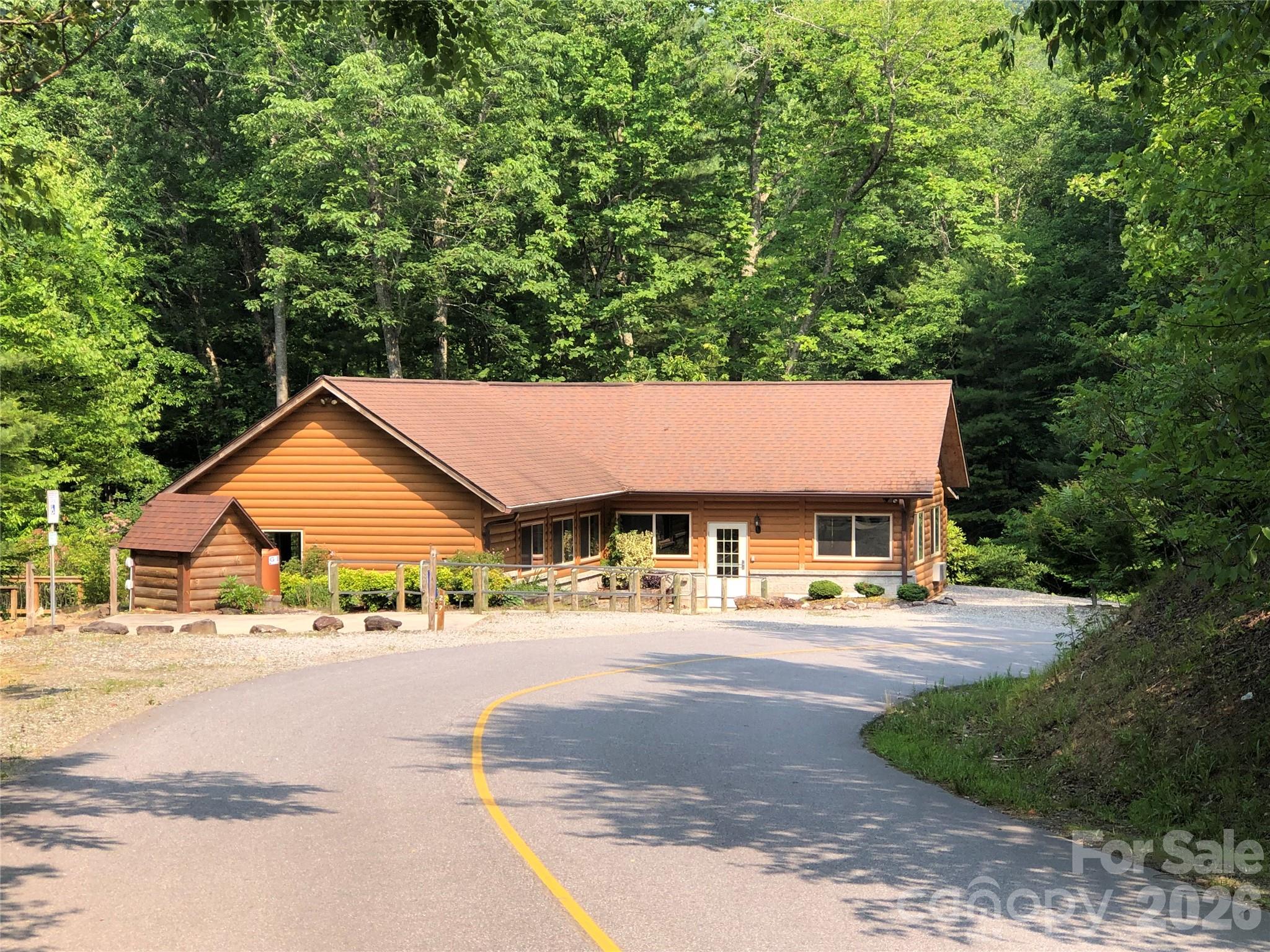 main property photo 24