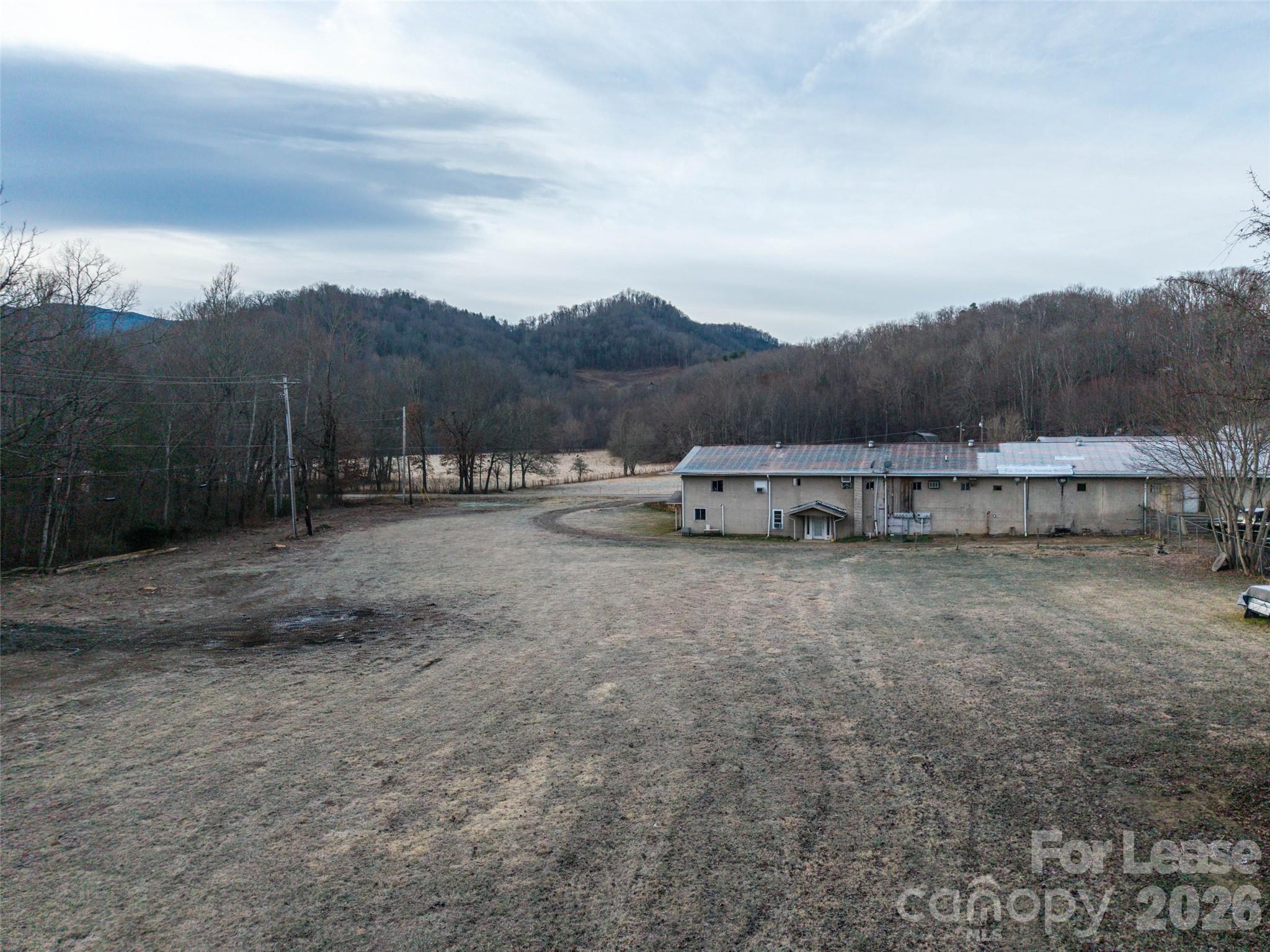 main property photo 11