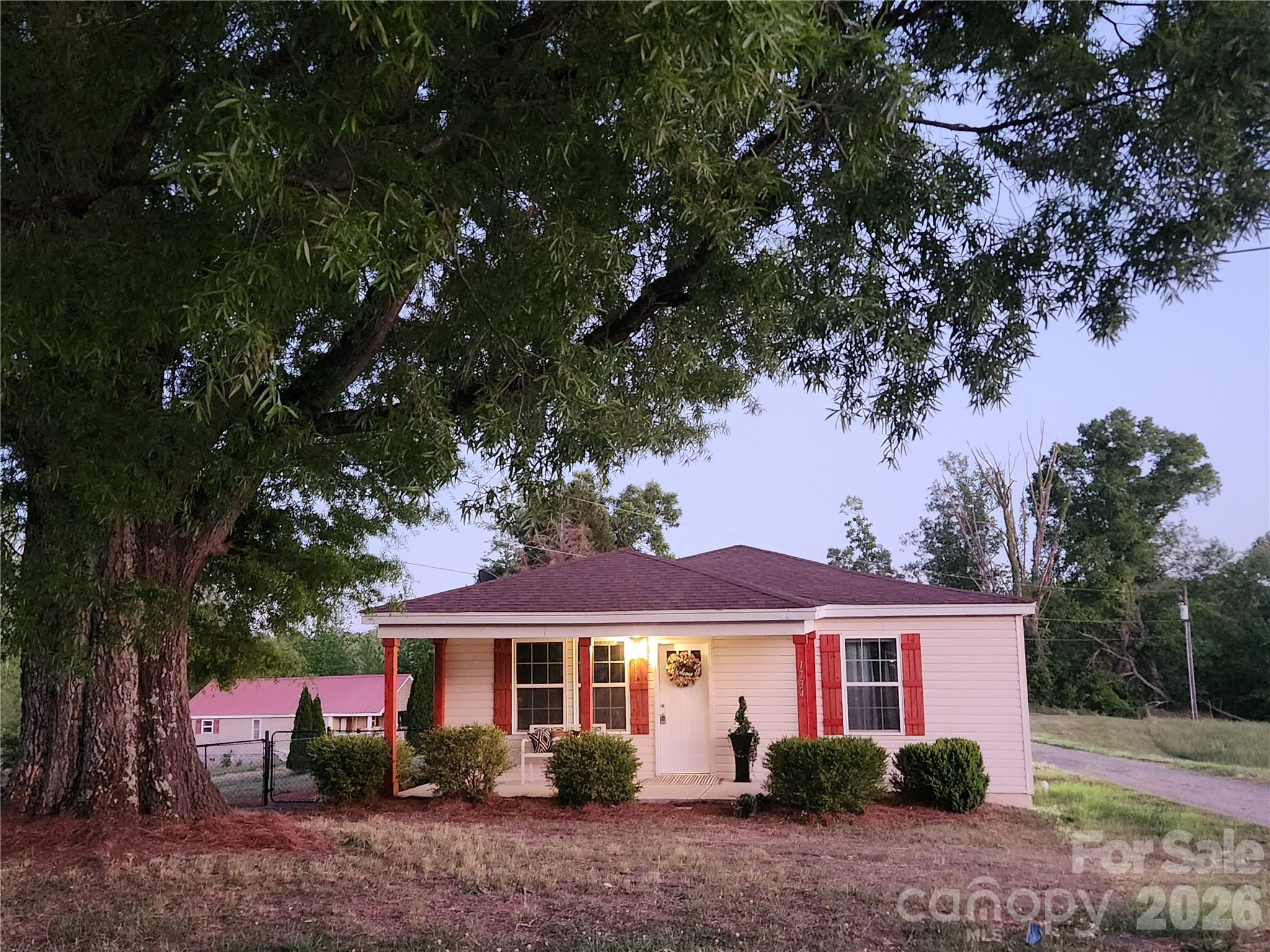 main property photo 1