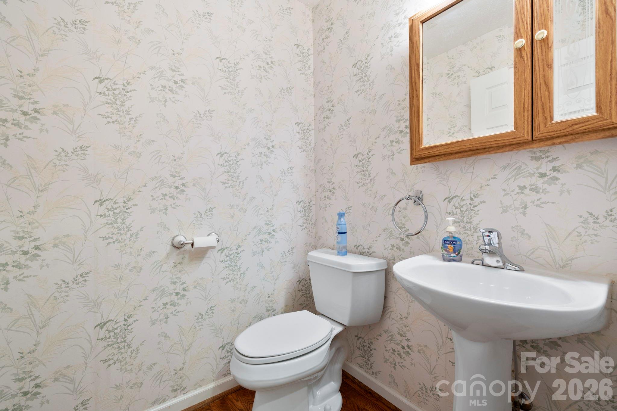 main property photo 16