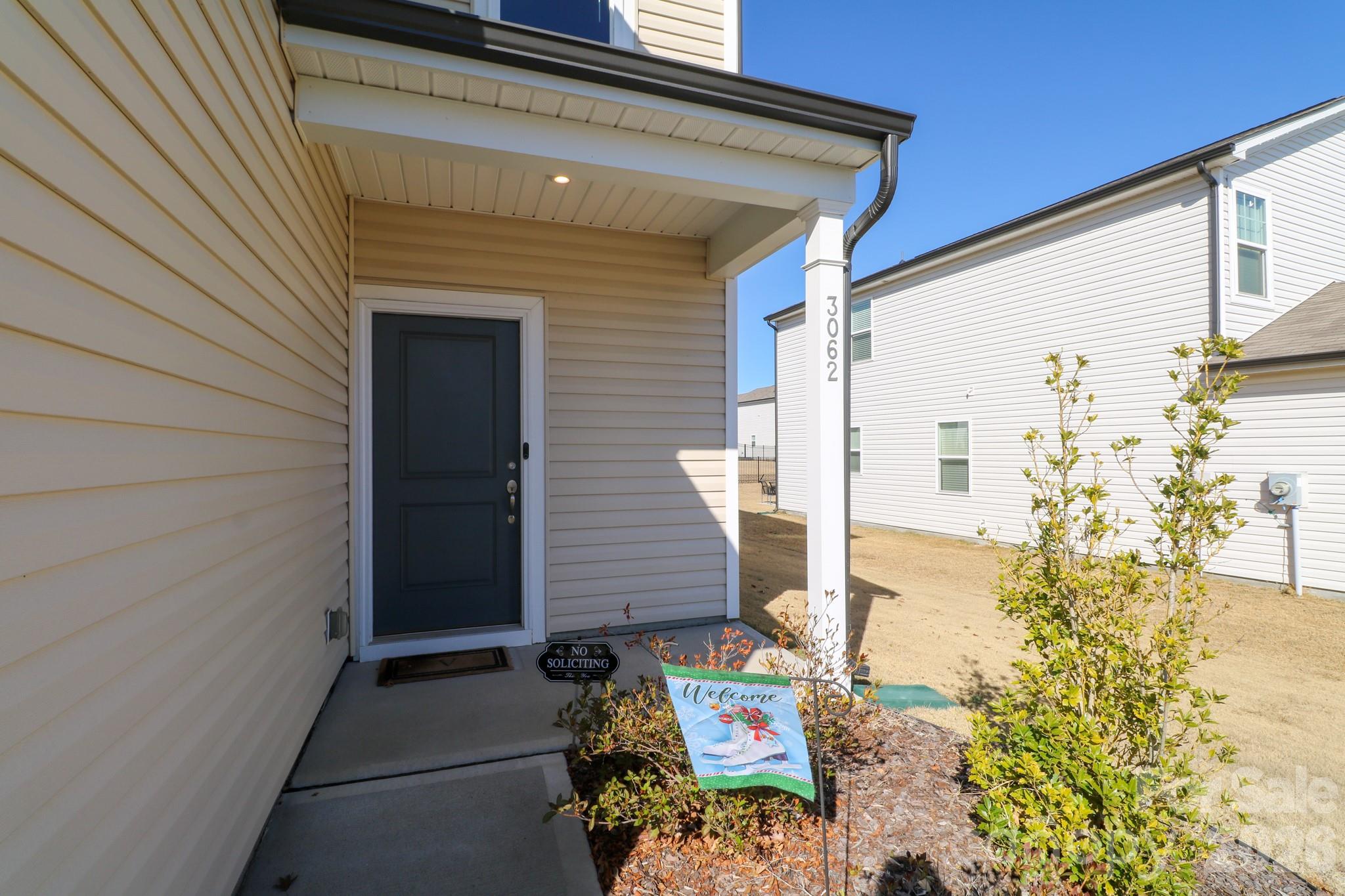 property viewer photo 1