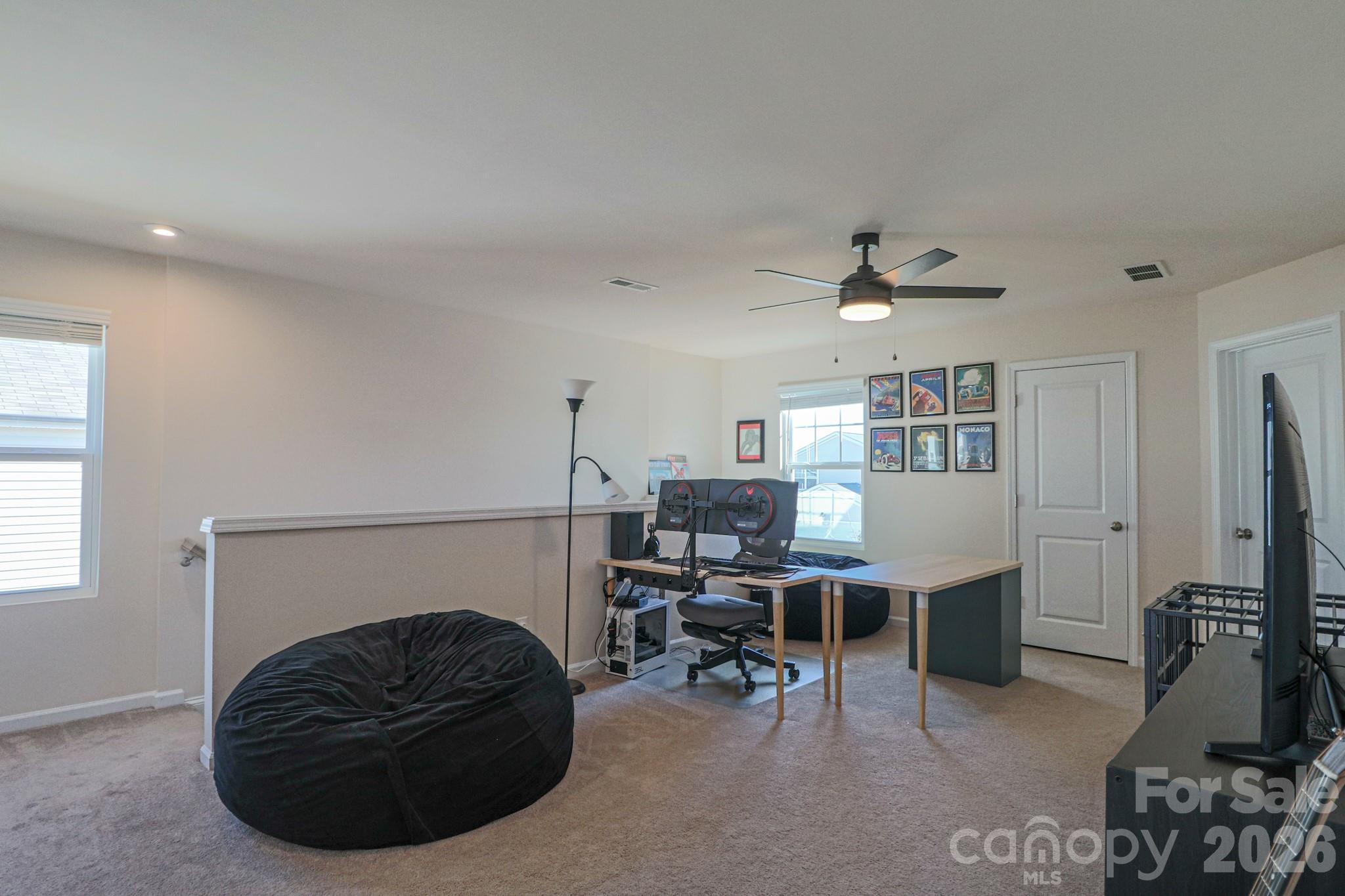 property viewer photo 14