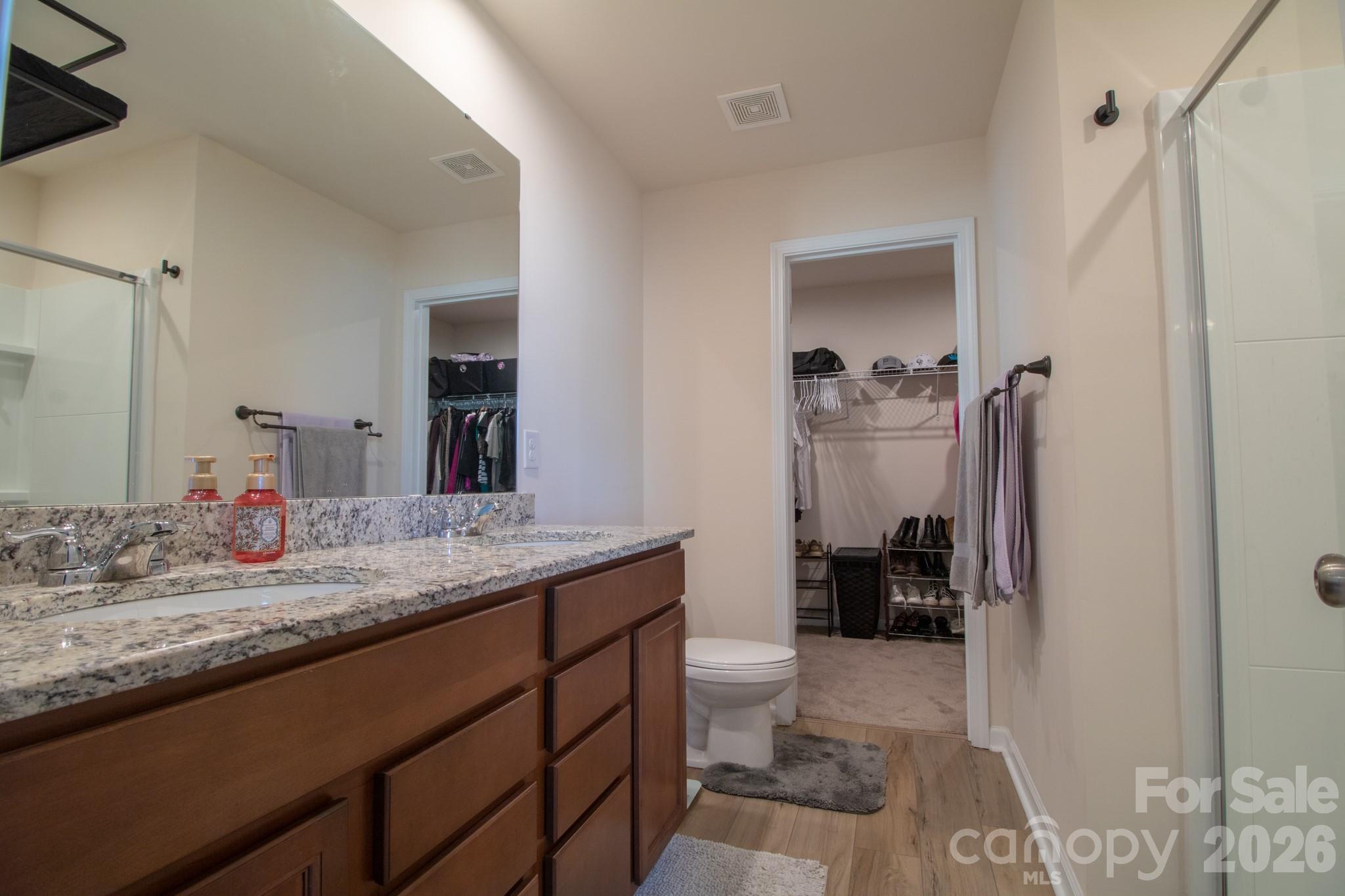 property viewer photo 21
